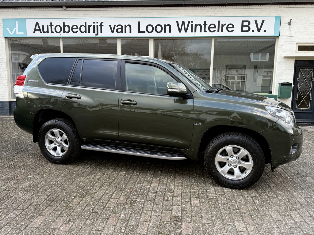 Toyota Land Cruiser 3.0 D-4D LX Bl.Van