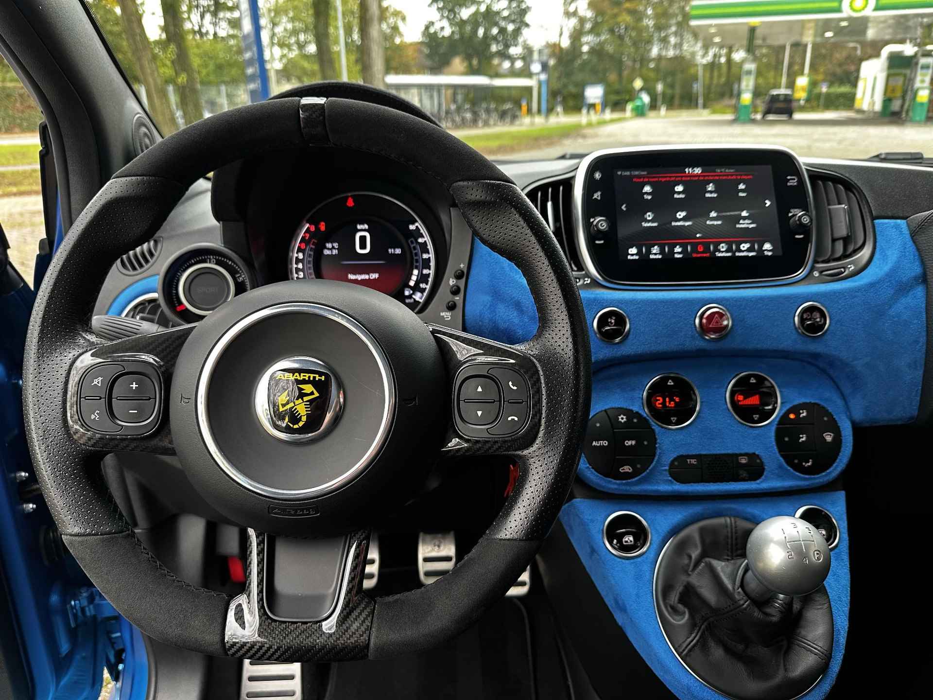 Abarth 595 1.4 T-Jet Abarth Competizione | SABELT | BC-RACING Schroefset | BLU RALLY | DAB | Navi | ECC - 17/32