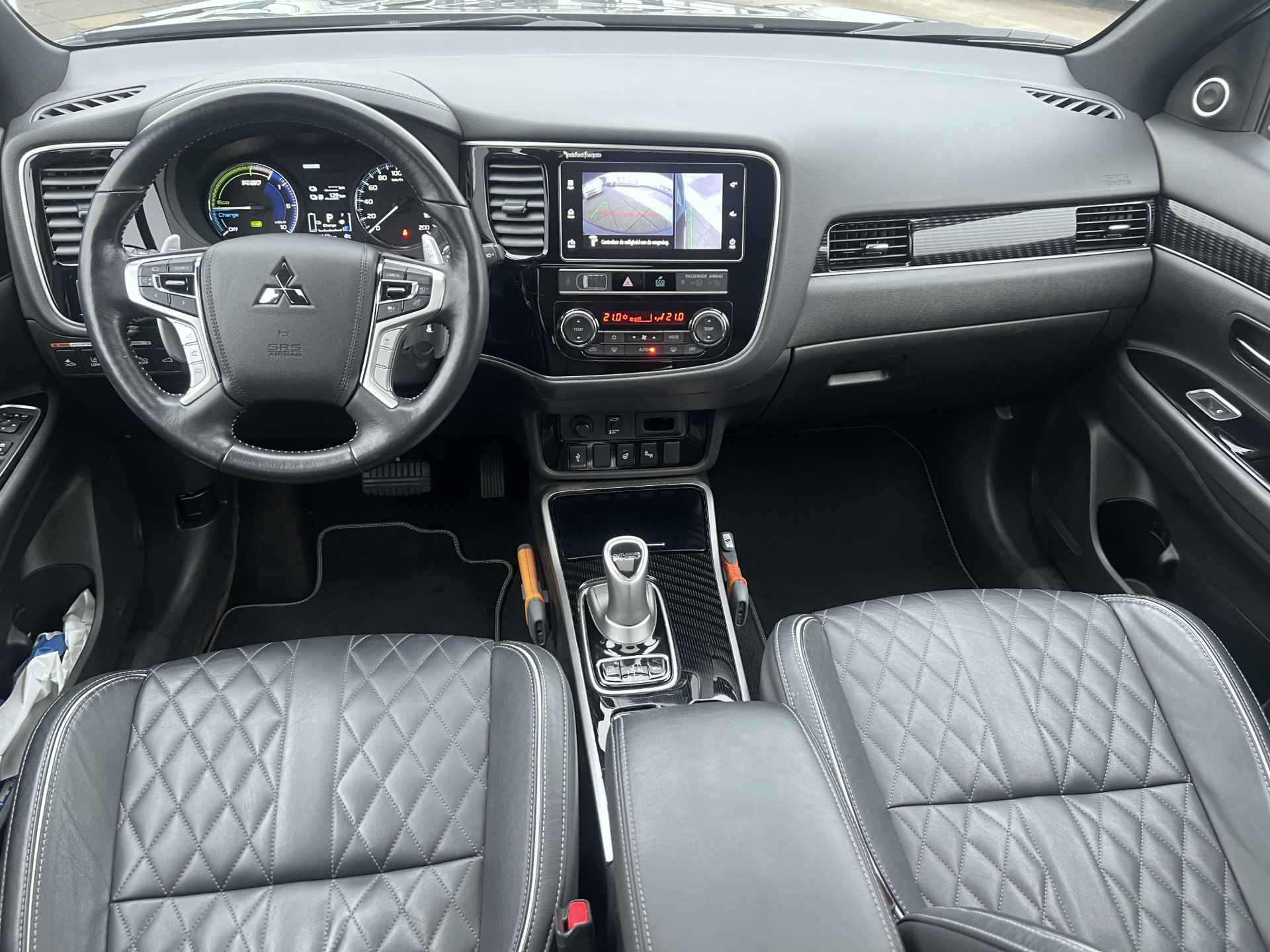 Mitsubishi Outlander 2.4 PHEV 224pk Instyle | Leder | Schuifdak | Camera - 8/32