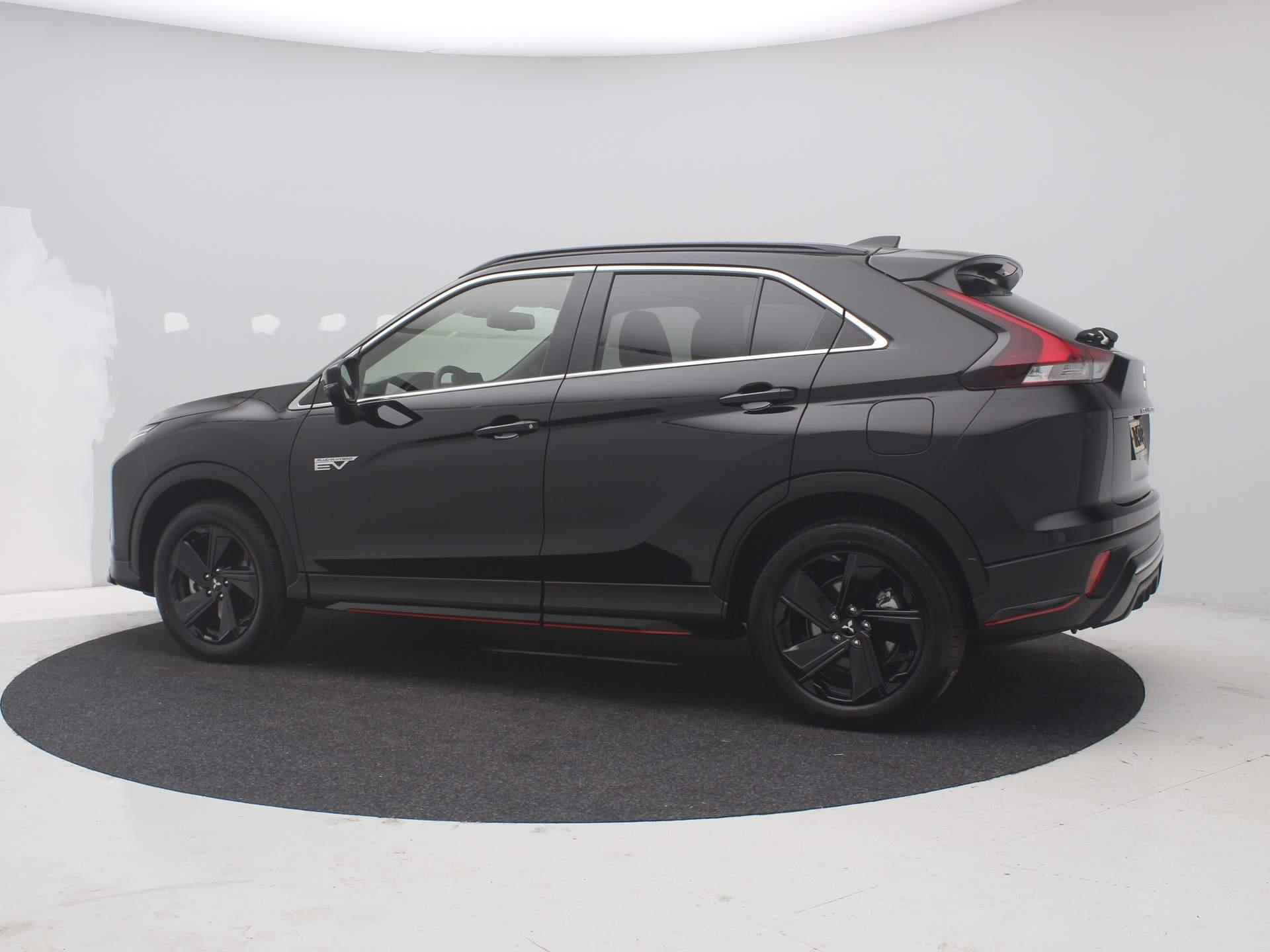 Mitsubishi Eclipse Cross 2.4 PHEV Black Edition / Origineel Nederlandse Auto / 1500kg Trekgewicht / 8 Jaar Fabrieksgarantie / - 10/74