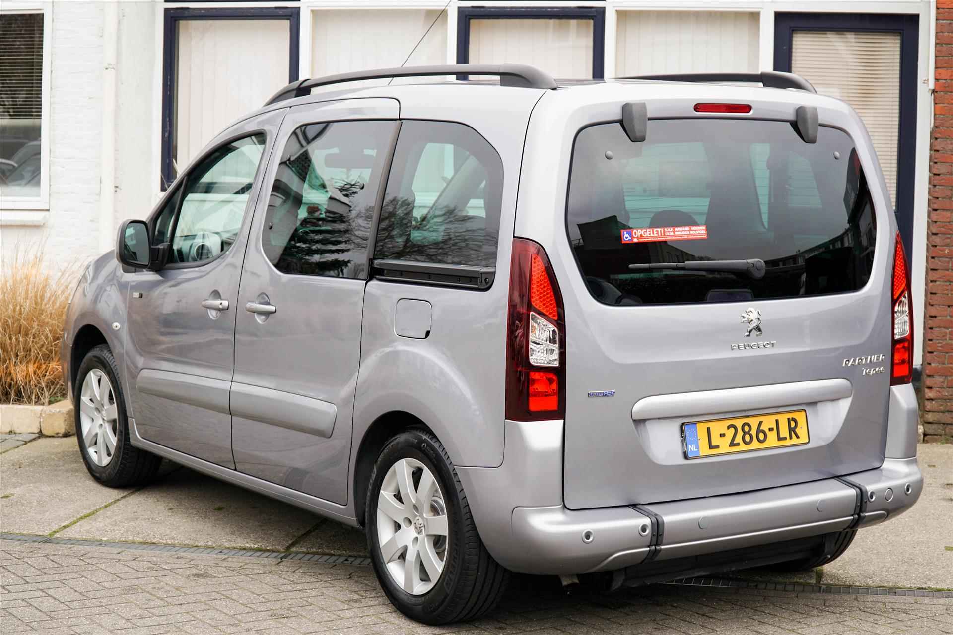 Peugeot Partner met Rolstoel aanpassing en oprit - 5/31