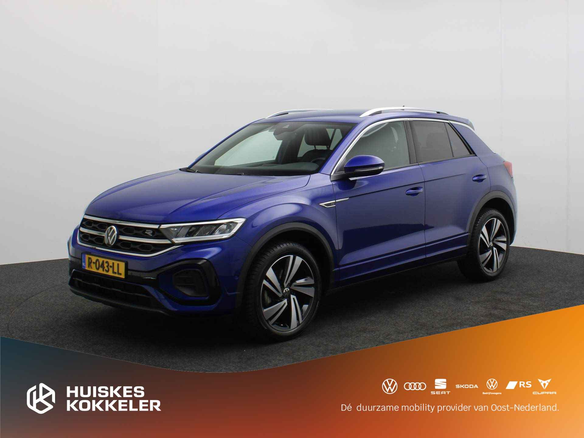 Volkswagen T-Roc R-Line 1.5 TSI 150pk DSG Automaat Adaptive cruise control, Navigatie, Airco, DAB, Parkeersensoren, App connect, LED verlichting, Parkeer assistent - 1/42