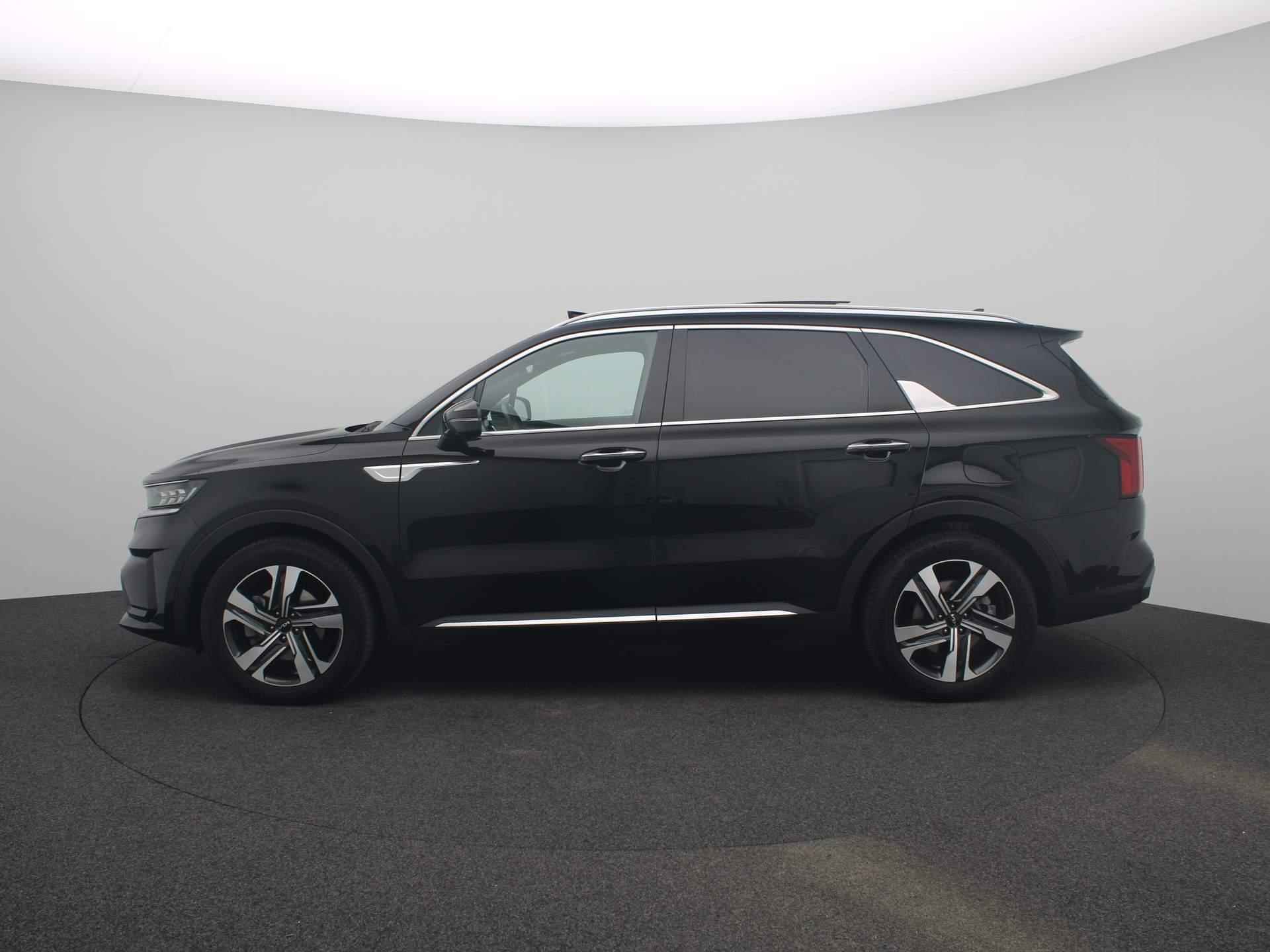 Kia Sorento 1.6 T-GDI Plug-in Hybrid 4WD ExecutiveLine 7p. Leder | Head-Up | Trekgewicht 1.500 KG | 360 Camera | Navi | PHEV - 50/53