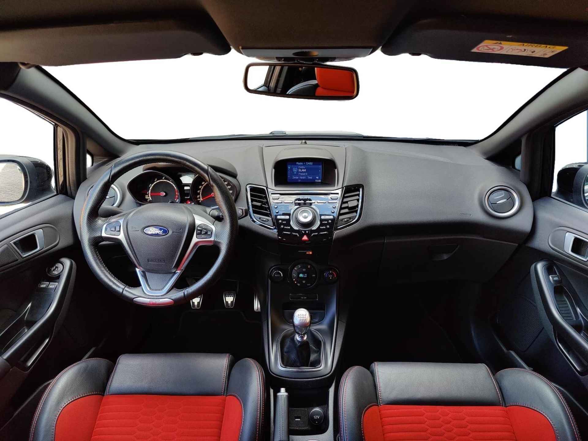 Ford Fiesta 1.6 ST2 182 PK Leder, Cruise/Climate Control, Sportstoelen, Apple Carplay, Achteruitrijcamera, Keyless, Navigatie, Bluetooth, Isofix,(MET GARANTIE*) - 13/30