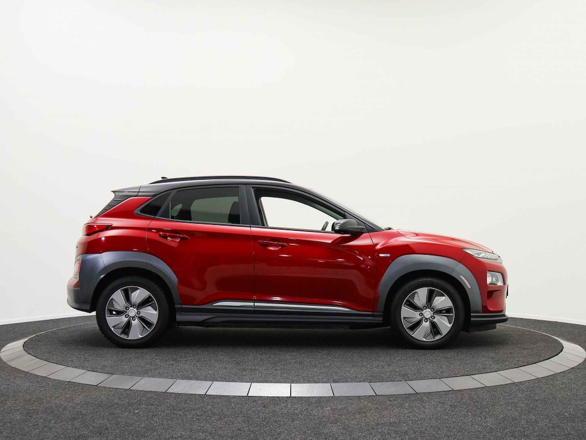 Hyundai Kona EV Premium 64 kWh | Zwart dak | 480km bereik - 6/33