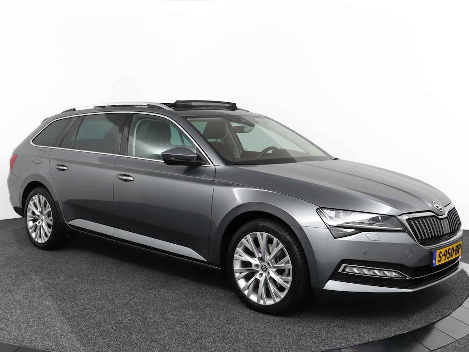 Skoda Superb Combi 1.5 TSI 150Pk Automaat Business Edition Plus - 12/48