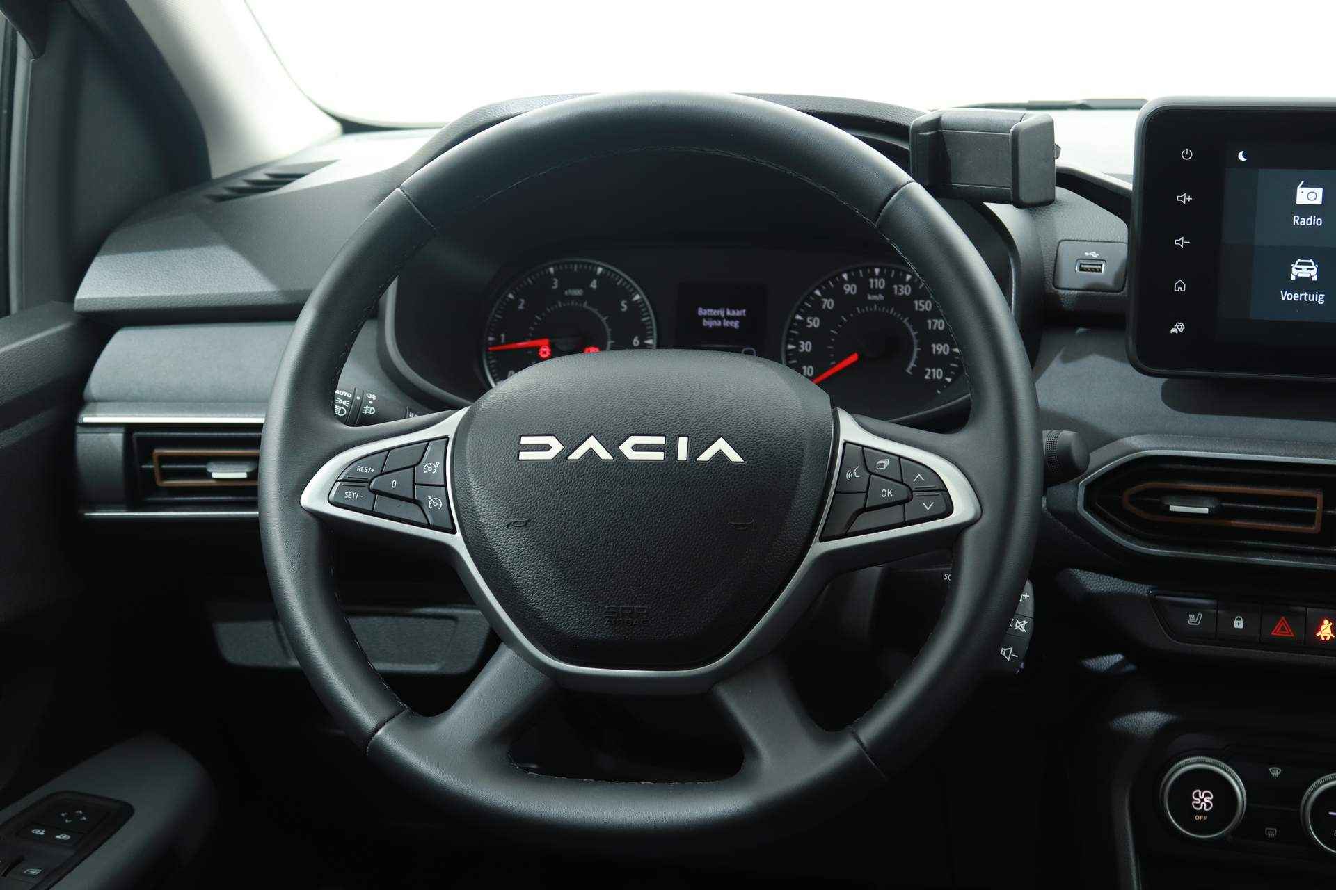 Dacia Jogger 1.0 TCe 100PK EXTREME 7-PERS. | Navi | LM-velgen | Camera | PDC v/a - 9/47