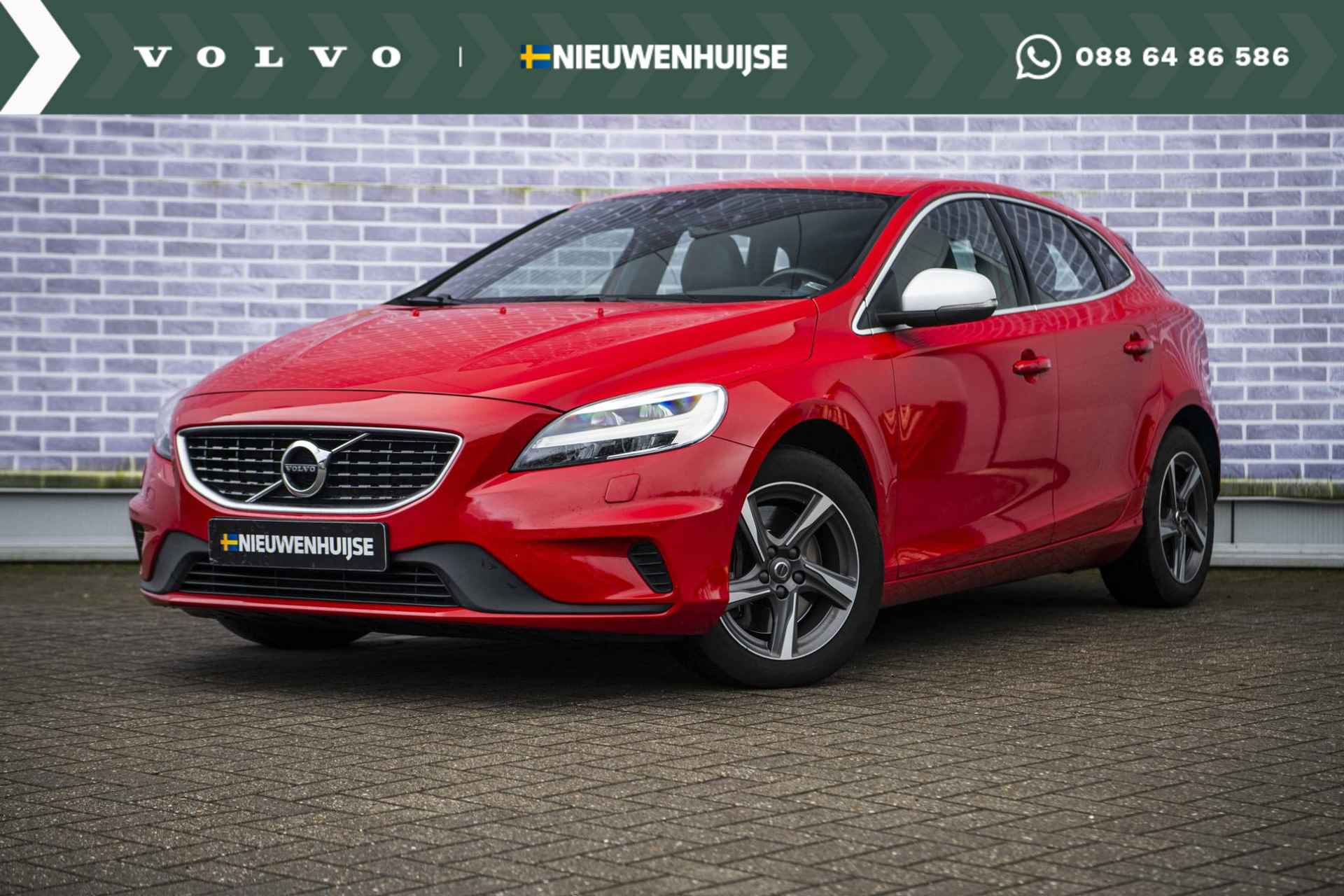 Volvo V40 2.0 D2 Nordic+ Sport | R-Design | Trekhaak | Leder | Standkachel | Stoelverwarming | Voorruit Verwarming | - 1/32