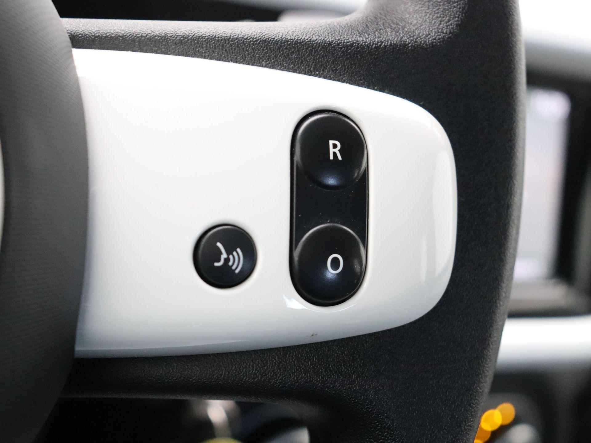 Renault Twingo Z.E. R80 Collection 22 kWh | Achteruitrijcamera | Automatische Airco | Apple Carplay & Android Auto | - 21/45