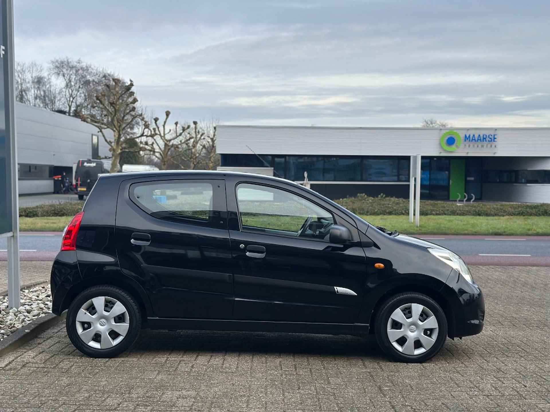 SUZUKI Alto 1.0 5-drs Comfort &#39;&#39; Infotianmentsystem - Elekrische ramen - 12m - 4/20