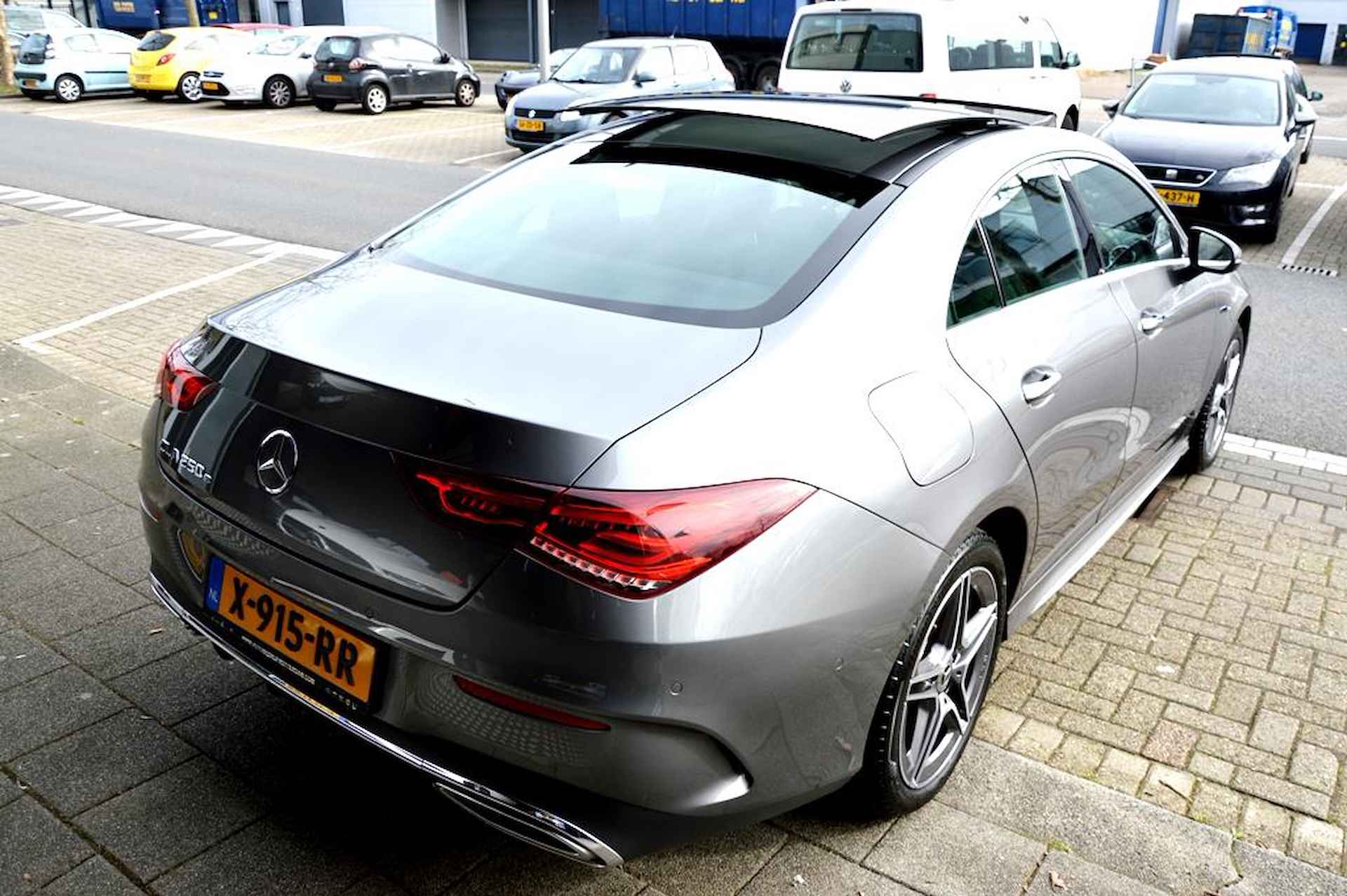 Mercedes-Benz CLA-klasse 250e AMG LMV-18/CAM/NAVI/LEER/PANO - 27/59