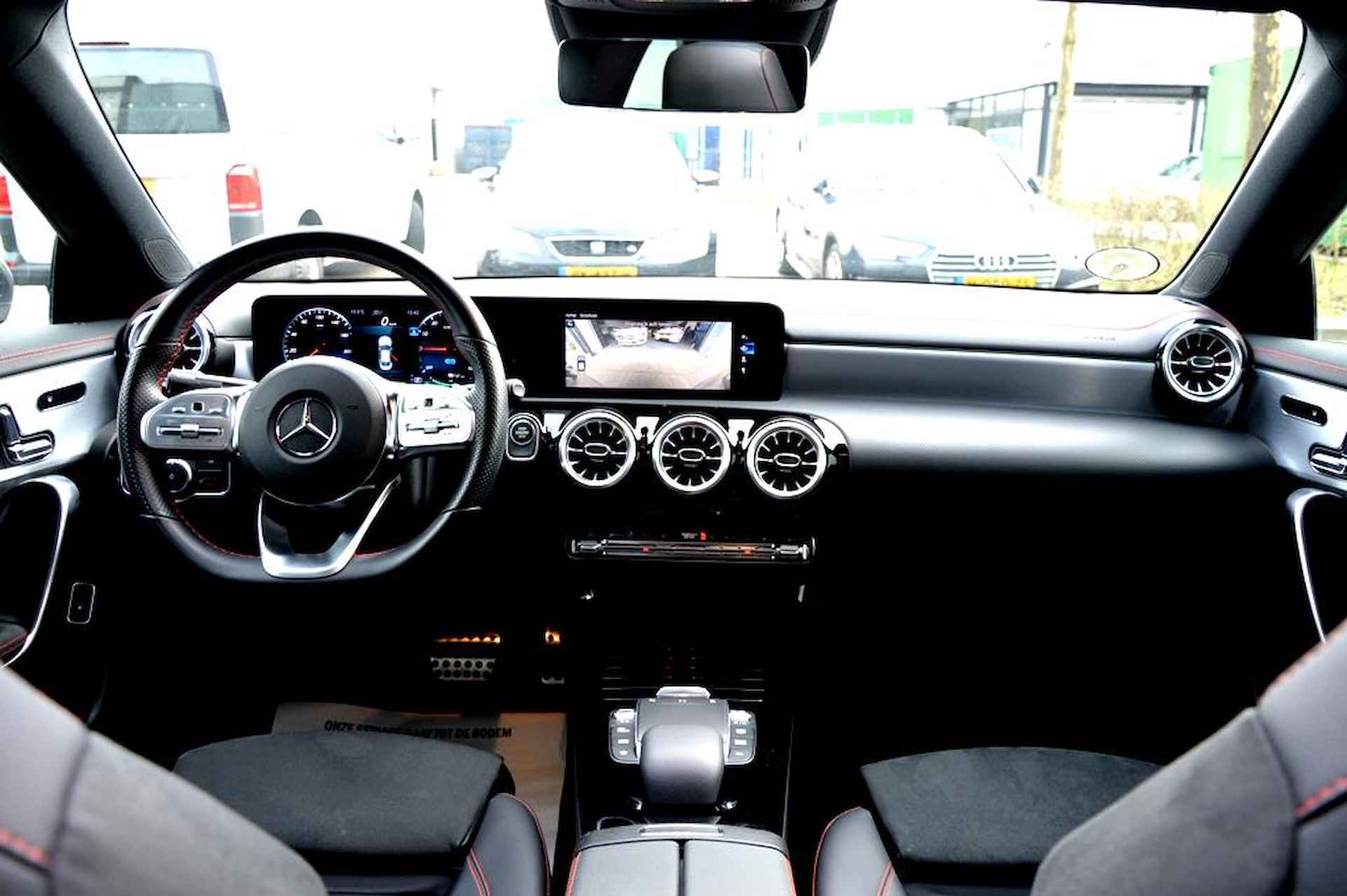 Mercedes-Benz CLA-klasse 250e AMG LMV-18/CAM/NAVI/LEER/PANO - 41/59