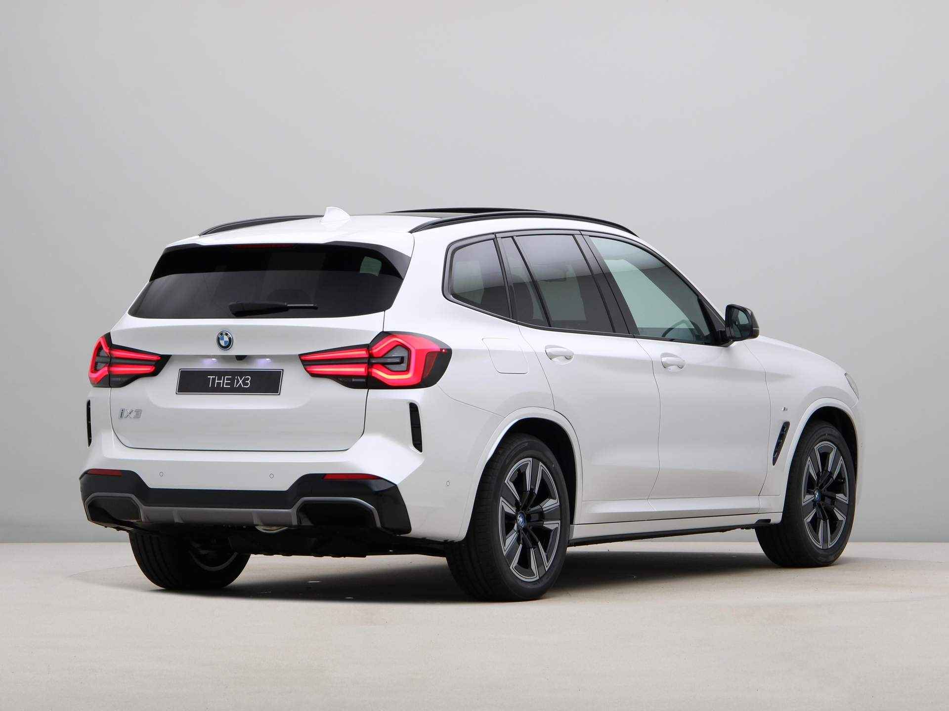 BMW iX3 Executive 80 kWh - 10/27