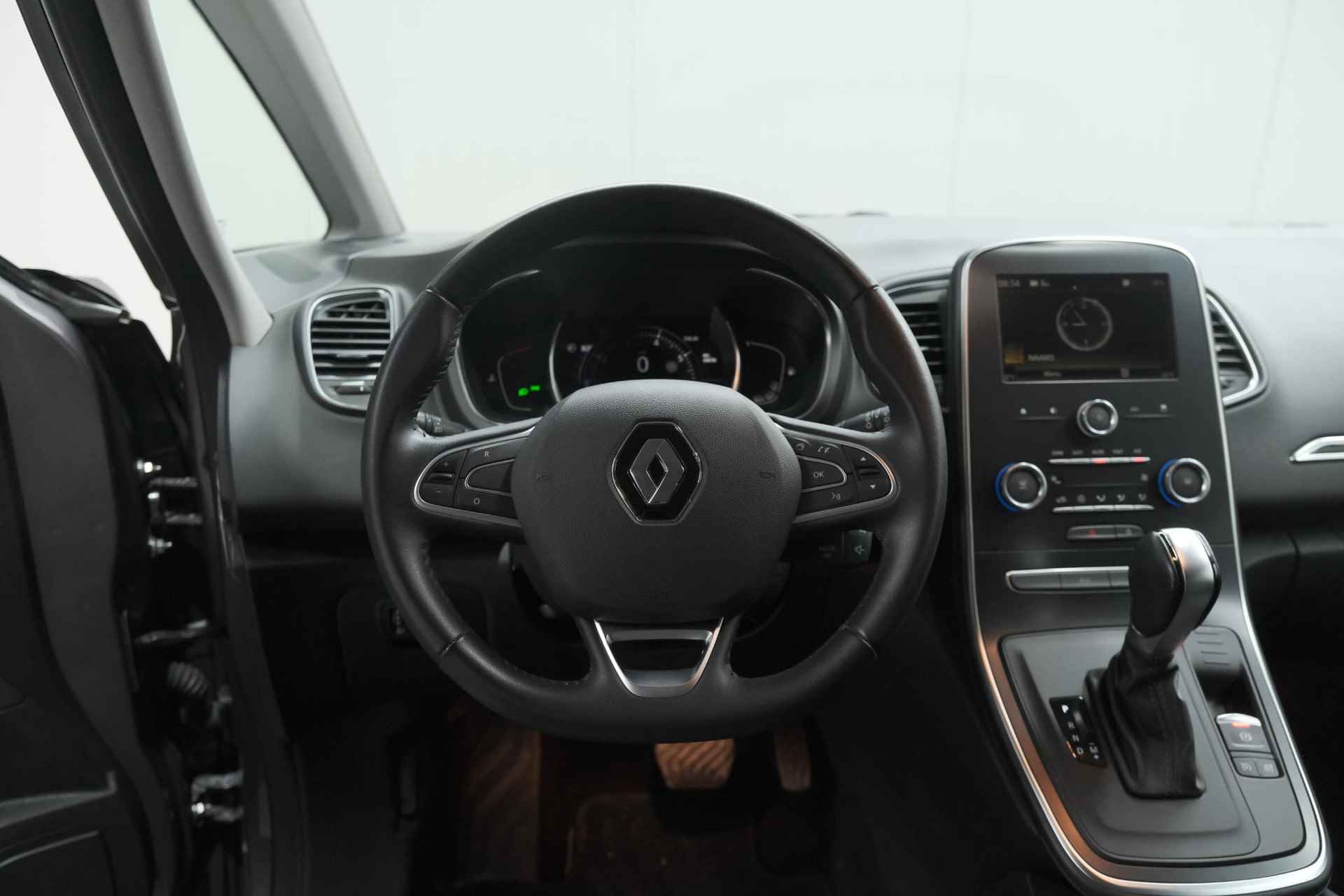 Renault Scénic TCe 140 EDC Intens | Parkeersensoren | Navigatie | Apple Carplay | Cruise Control - 34/74