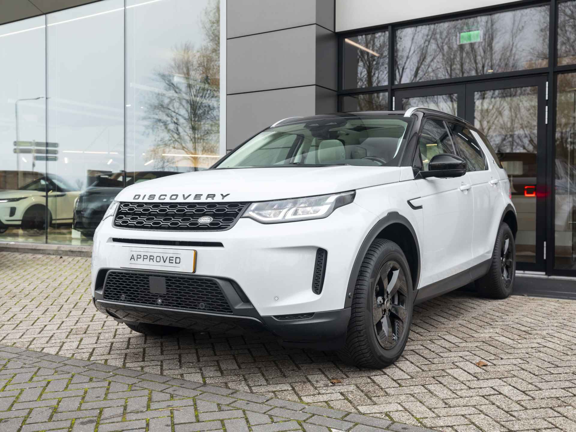 Land Rover Discovery Sport P300e S Blind Spot Assist | Trekhaak | Interactive Driver Display - 6/57