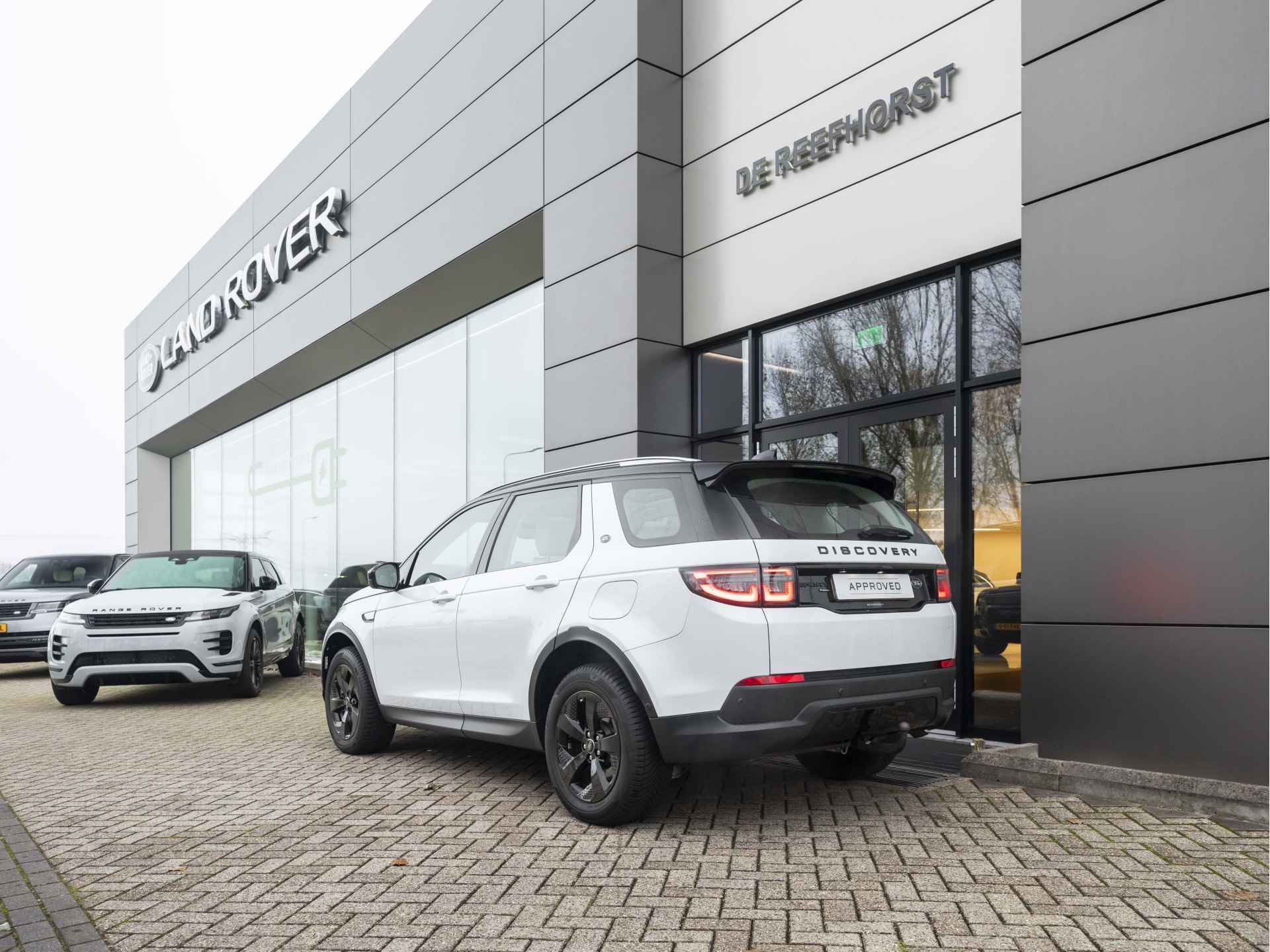 Land Rover Discovery Sport P300e S Blind Spot Assist | Trekhaak | Interactive Driver Display - 13/57