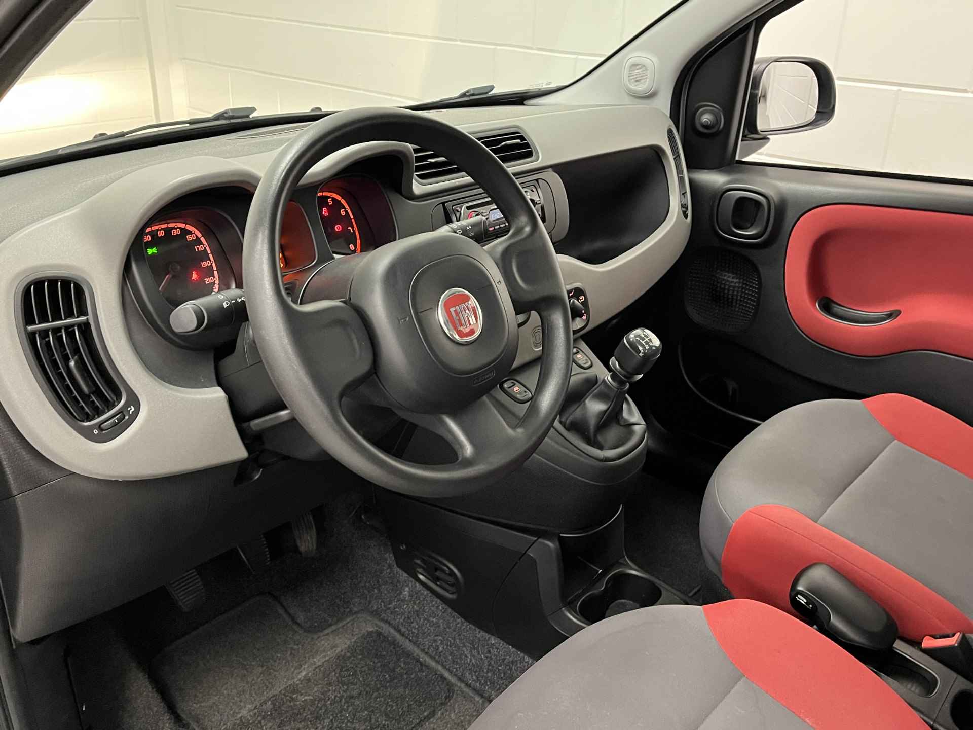 Fiat Panda 0.9 TwinAir Easy AIRCO | ELEKTRISCHE RAMEN | RADIO | HOGE INSTAP - 14/28