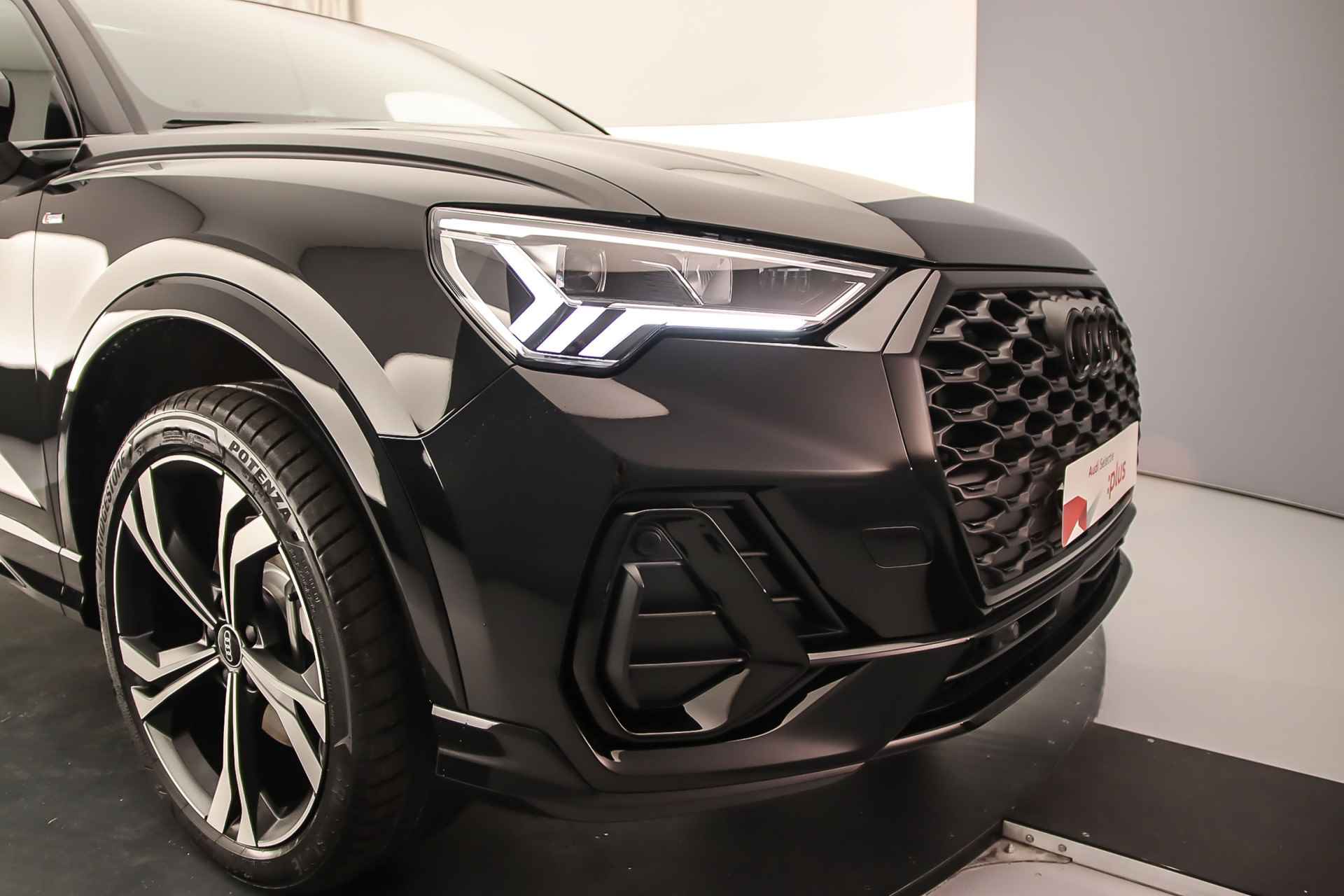 Audi Q3 Sportback S Edition 45 TFSI 245pk | Panodak | Adapt. Cruise | 20 inch | Audi Sound | Achteruitrijcamera | Dodehoek | Grootlichtassist | S-Line | - 40/46