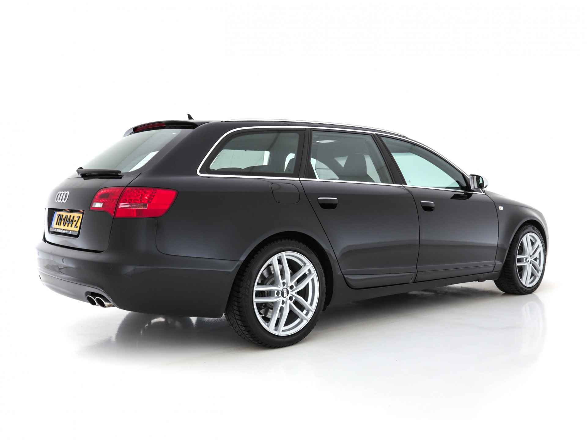 Audi S6 Avant S6 5.2 FSI Quattro [ DISTRIBUTIE-KETTING MOET VERVANGEN WORDEN ] Aut. *PANO | VALCONA-VOLLEDER | NAVI-FULLMAP | SPORT-SEATS | BOSE-SURROUND | ECC | PDC | CRUISE | 18"ALU* - 6/35