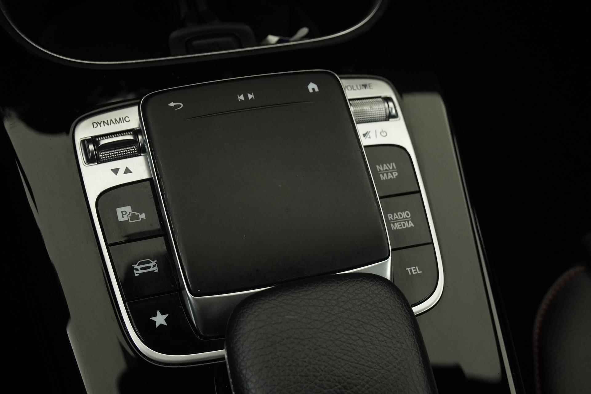 Mercedes-Benz A-klasse 200 Premium | Virtual cockpit | Camera | - 12/37