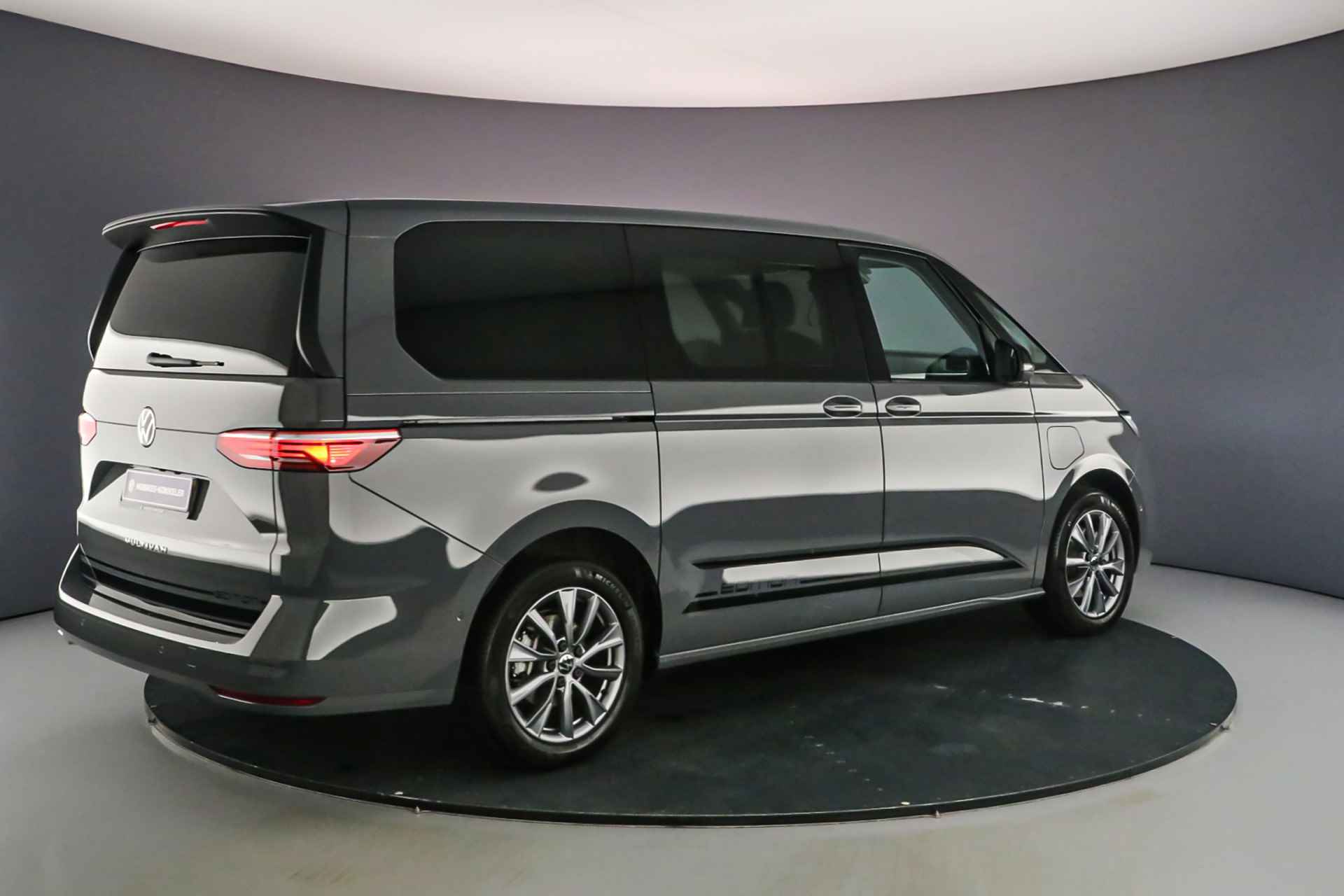 Volkswagen Multivan 1.4 eHybrid L2H1 Style T7 1.4 TSI PHEV 218PK L2H1 | Navigatie | 7-zitter| Panoramadak | Led | - 6/56