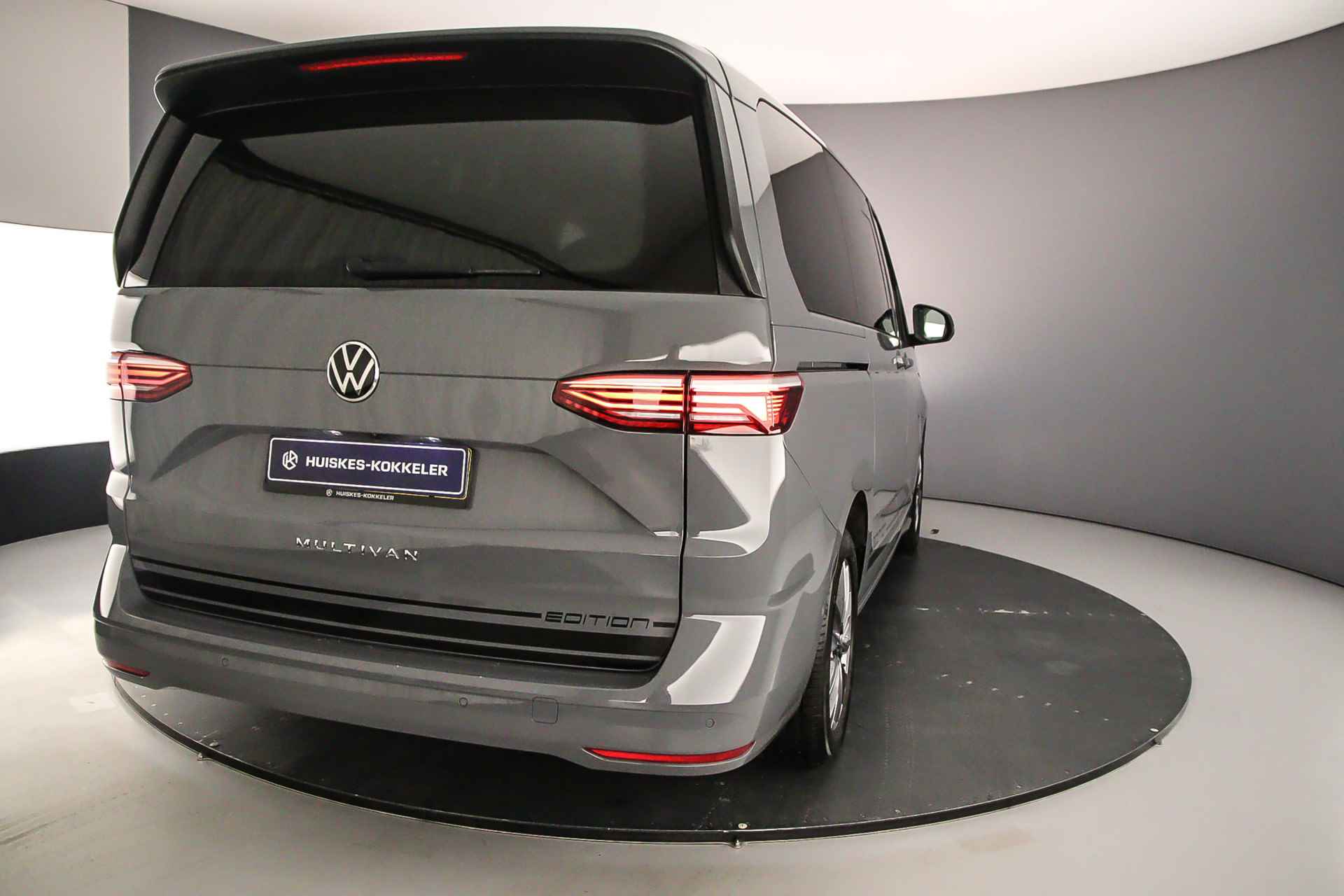 Volkswagen Multivan 1.4 eHybrid L2H1 Style T7 1.4 TSI PHEV 218PK L2H1 | Navigatie | 7-zitter| Panoramadak | Led | - 52/56