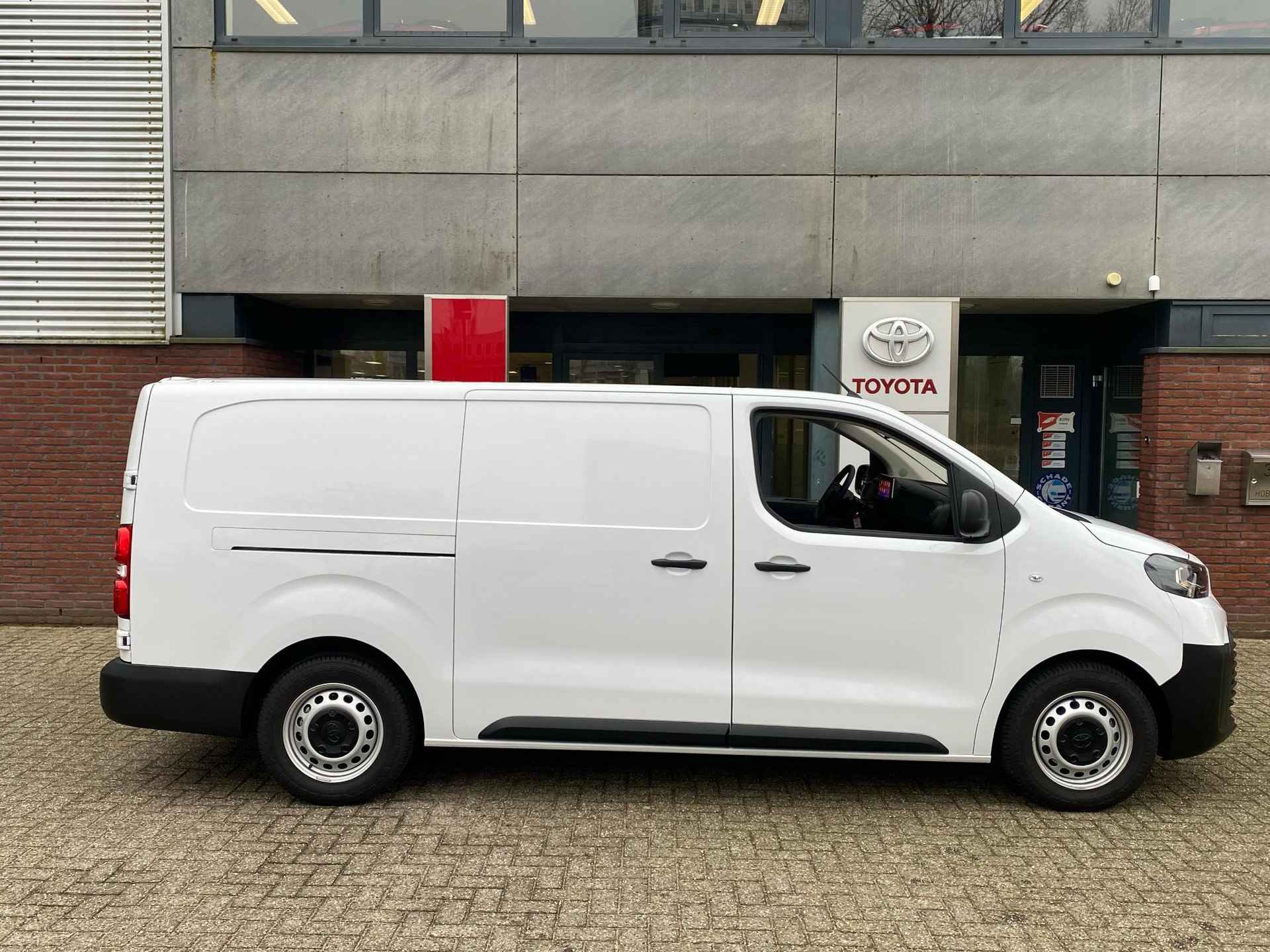 Toyota Proace Long Worker CHALLENGER 75KWH ELECTRIC - 10/43