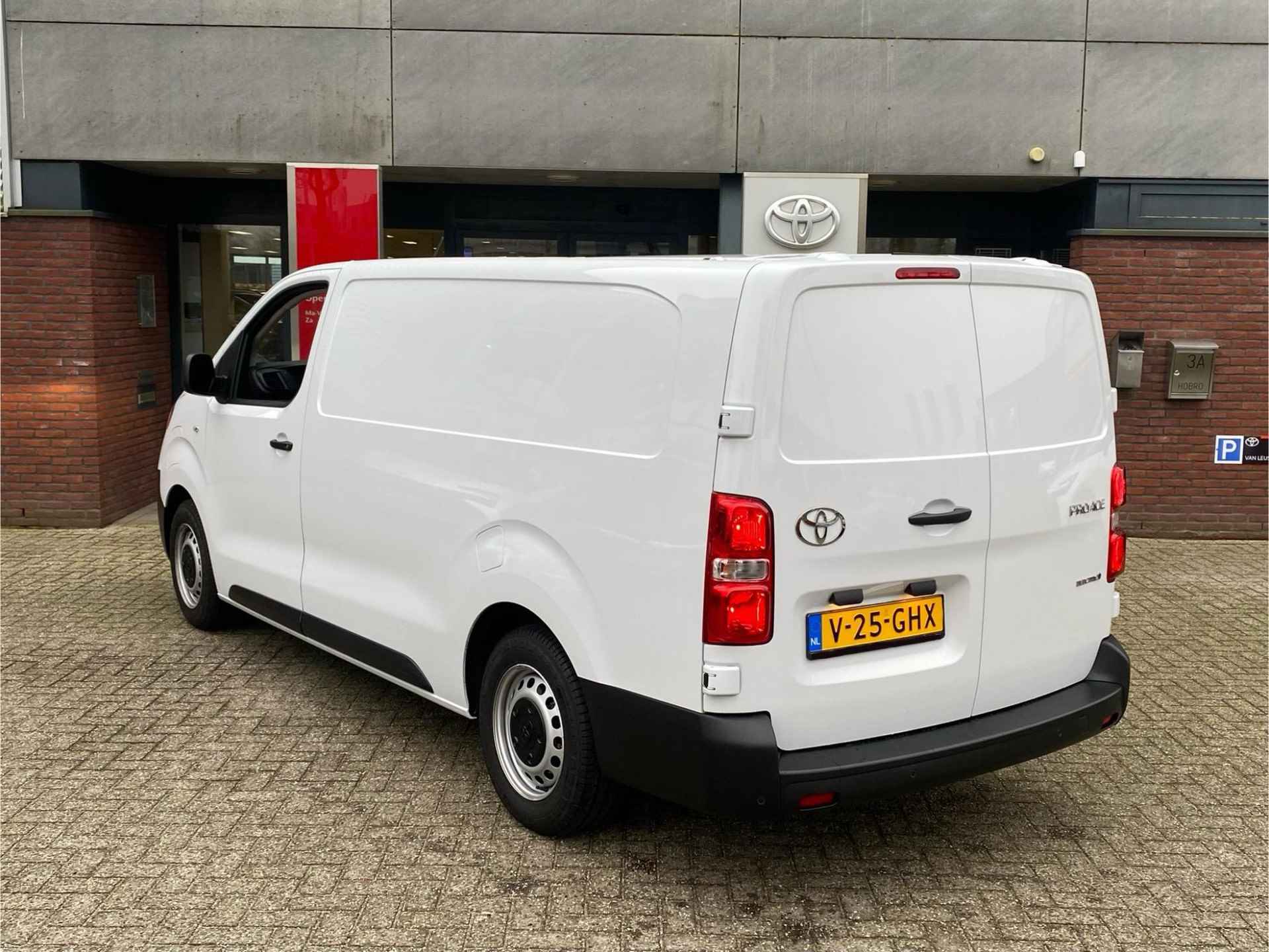 Toyota Proace Long Worker CHALLENGER 75KWH ELECTRIC - 18/43