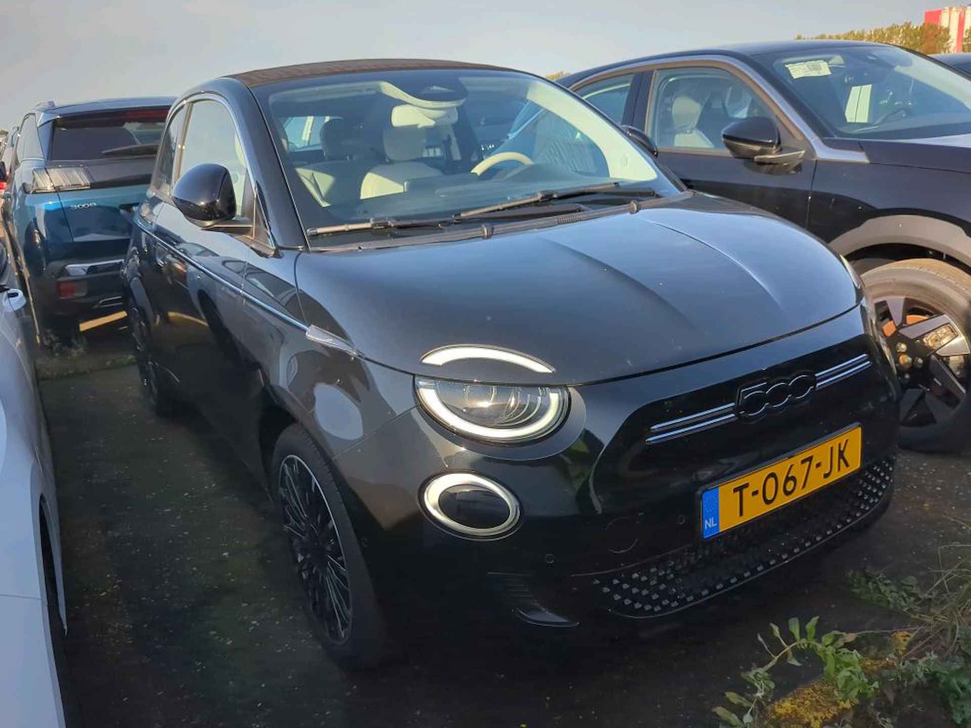 Fiat 500E La Prima 42kWh Cabrio 3 Fase €2000 SUBSIDIE! | Verwacht! | Navigatie | Leder | Achteruitrijcamera | Stoelverwarming | Climate Co - 2/20