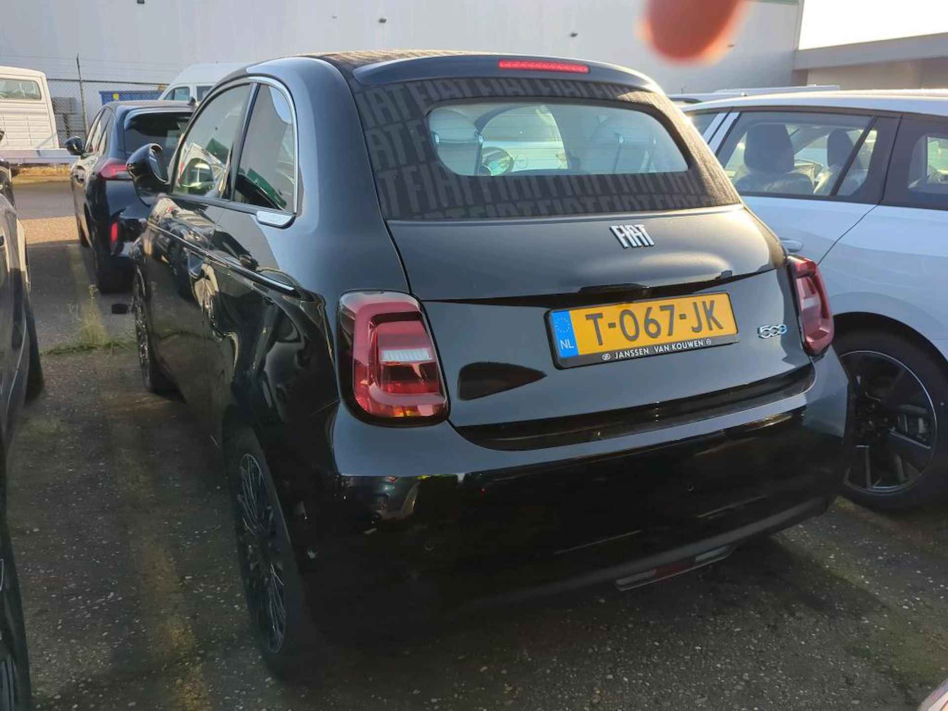 Fiat 500E La Prima 42kWh Cabrio 3 Fase €2000 SUBSIDIE! | Verwacht! | Navigatie | Leder | Achteruitrijcamera | Stoelverwarming | Climate Co - 3/20