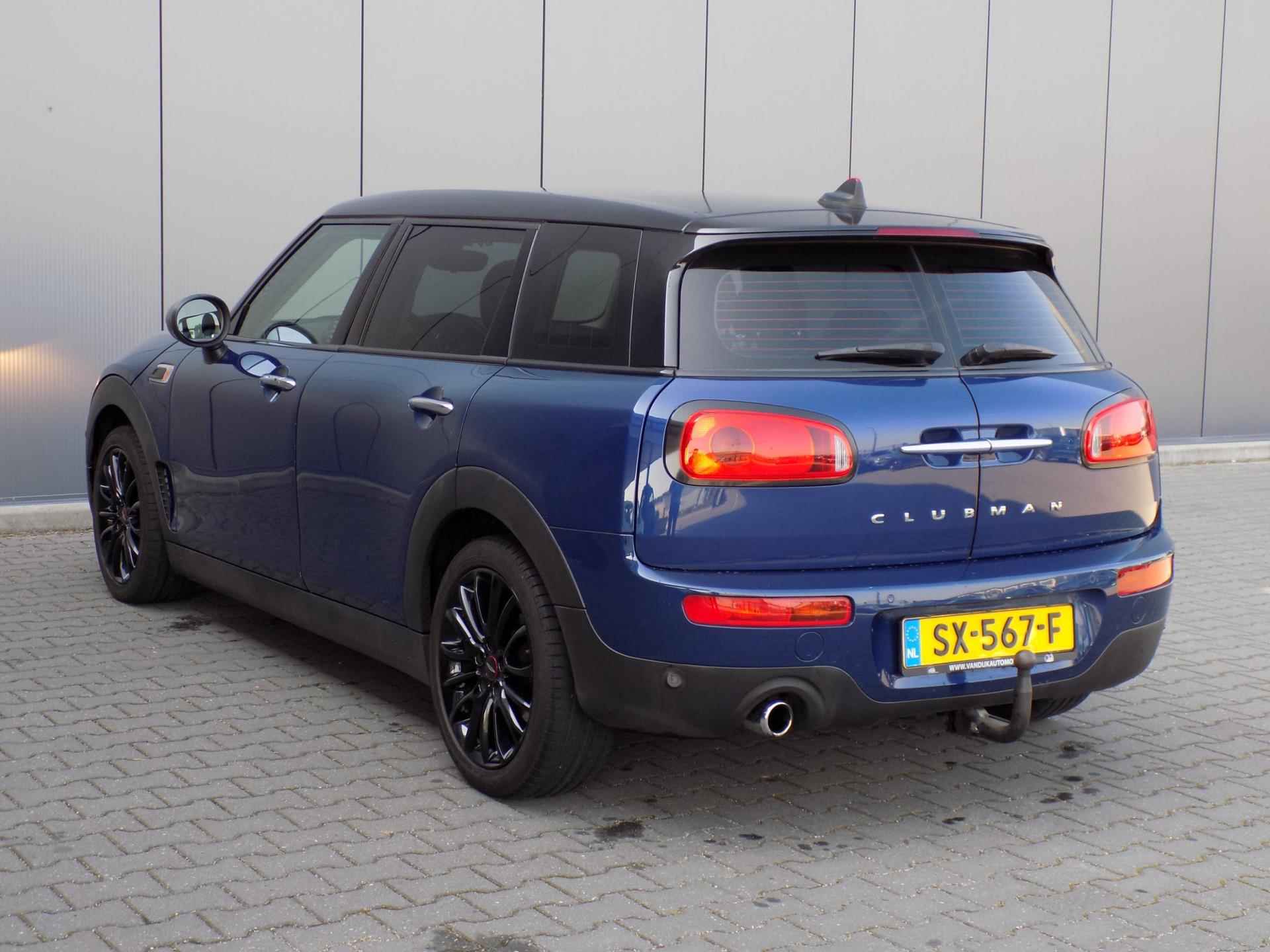 Mini Mini Clubman 1.5 Cooper Salt Serious Business Automaat - 8/14