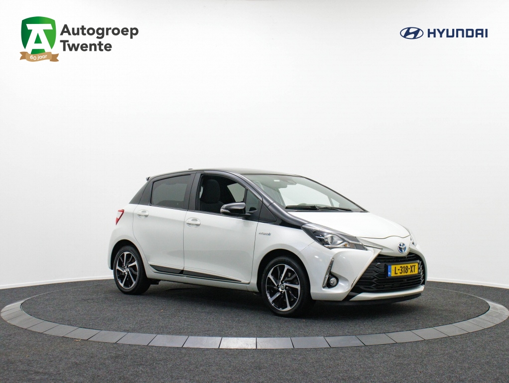 Toyota Yaris 1.5 Hybrid Executive | Panoramadak | Navigatie