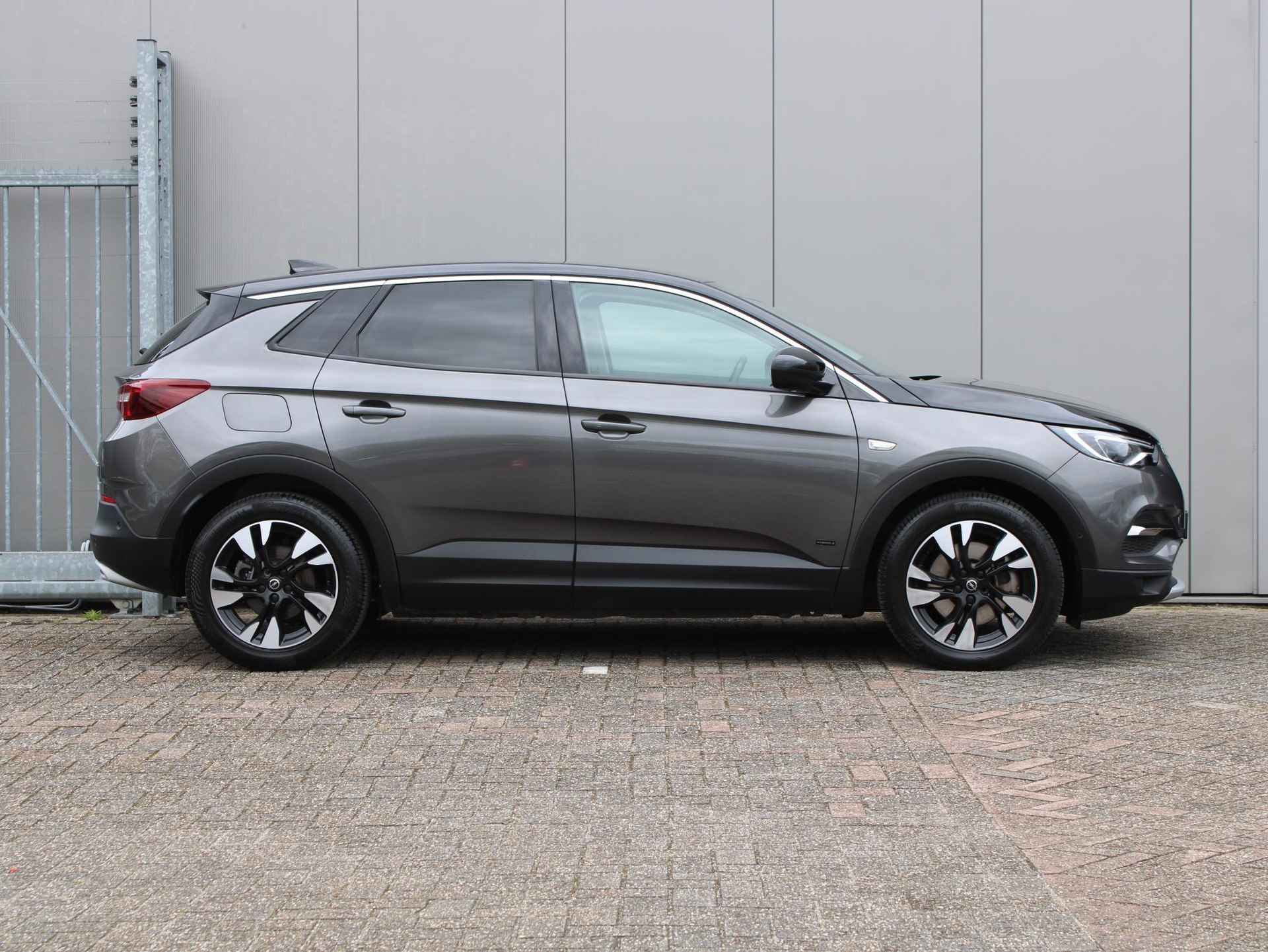 Opel Grandland X 1.6 Turbo Hybrid4 Ultimate | Navi / Leder / Camera - 7/34