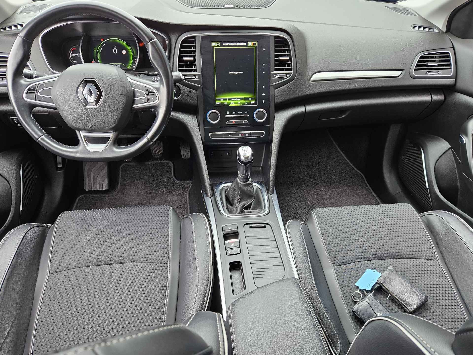 Renault Mégane 1.3 TCe 140 Bose | Trekhaak | Parkeercamera | Navigatie | Bluetooth | Park Assist | 1e Eigenaar !! - 10/50