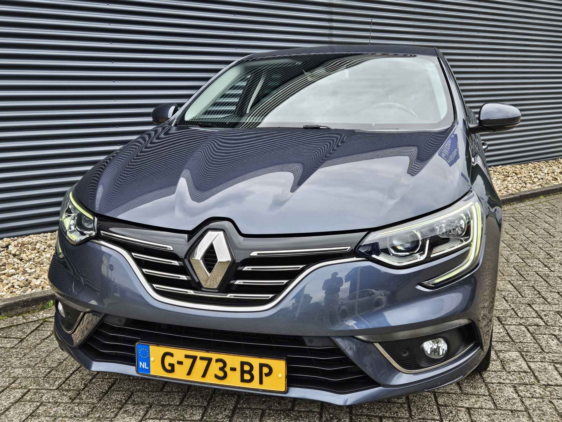 Renault Mégane 1.3 TCe 140 Bose | Trekhaak | Parkeercamera | Navigatie | Bluetooth | Park Assist | 1e Eigenaar !! - 12/50