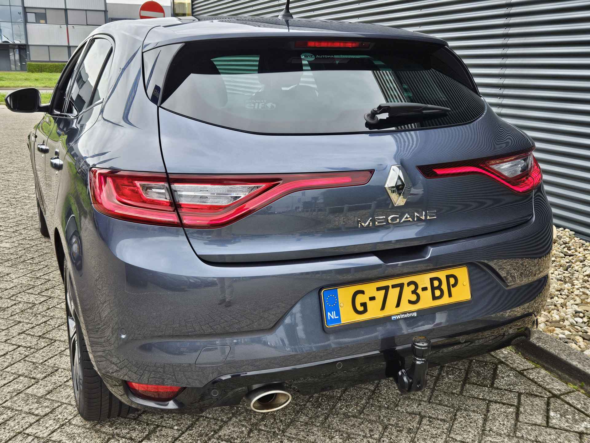 Renault Mégane 1.3 TCe 140 Bose | Trekhaak | Parkeercamera | Navigatie | Bluetooth | Park Assist | 1e Eigenaar !! - 14/50