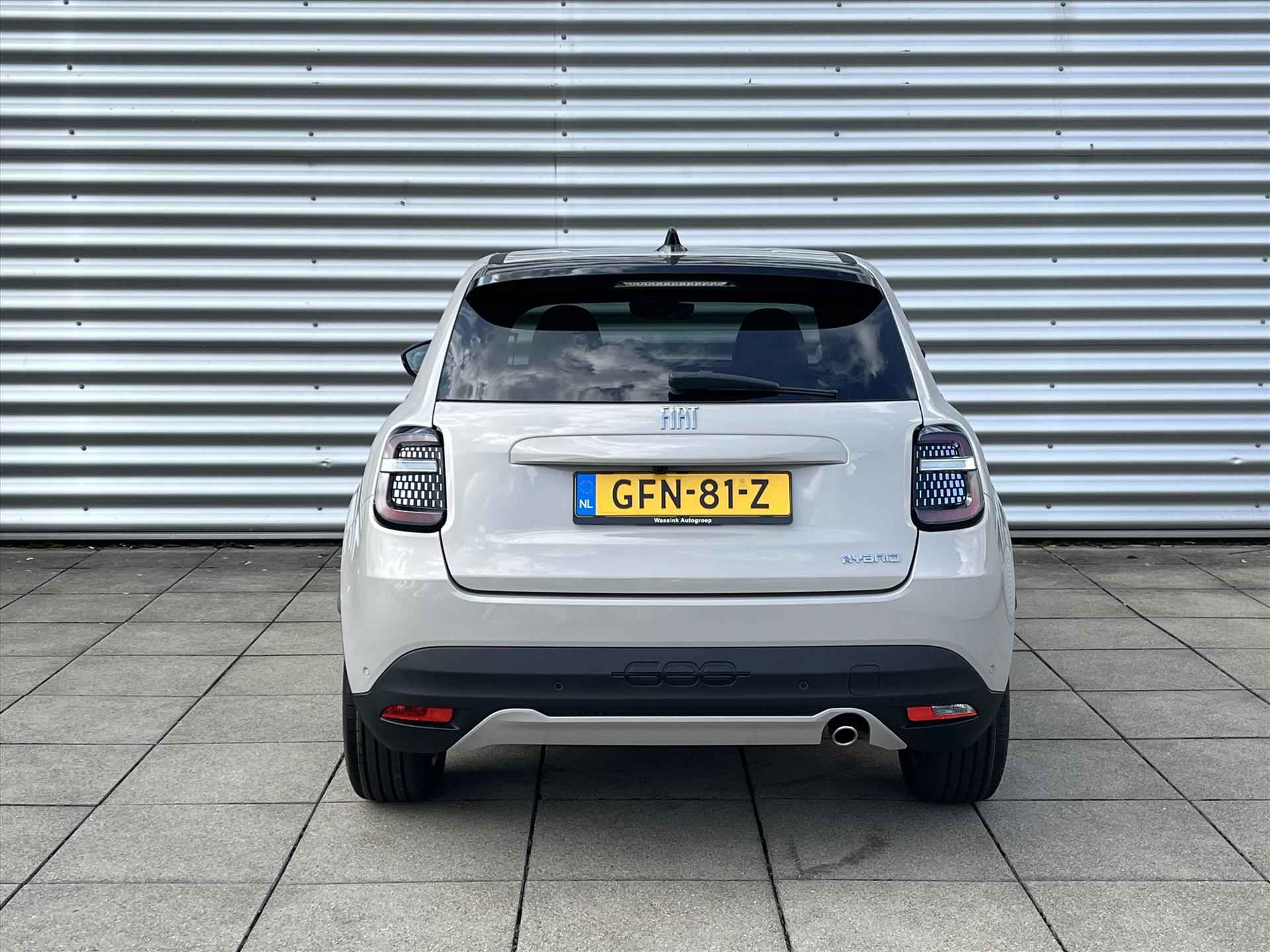 FIAT 600 1.2 Hybrid Turbo Charged 100pk Aut La Prima | Achteruitrijcamera | Navigatie | Cruise Control - 6/28