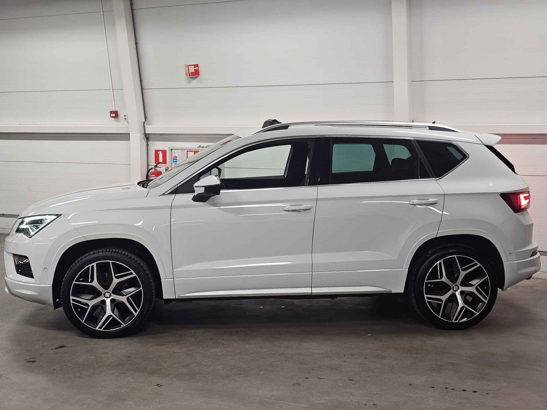 SEAT Ateca 1.5 TSI FR Business Intense Automaat | Pack Winter | Elektrisch Panoramadak | 19 Inch - 6/49