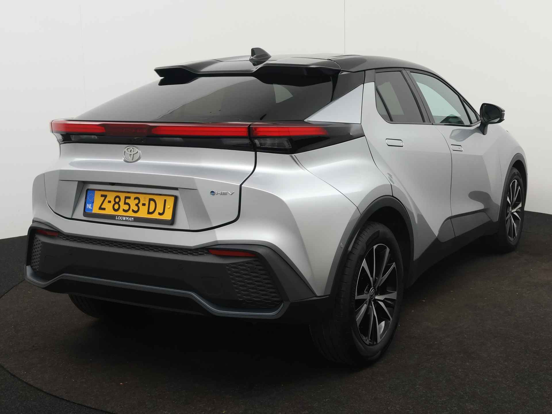 Toyota C-HR 1.8 Hybrid 140 First Edition | 360 Camera | Navigatie | Parkeersensoren | LM velgen | - 18/45