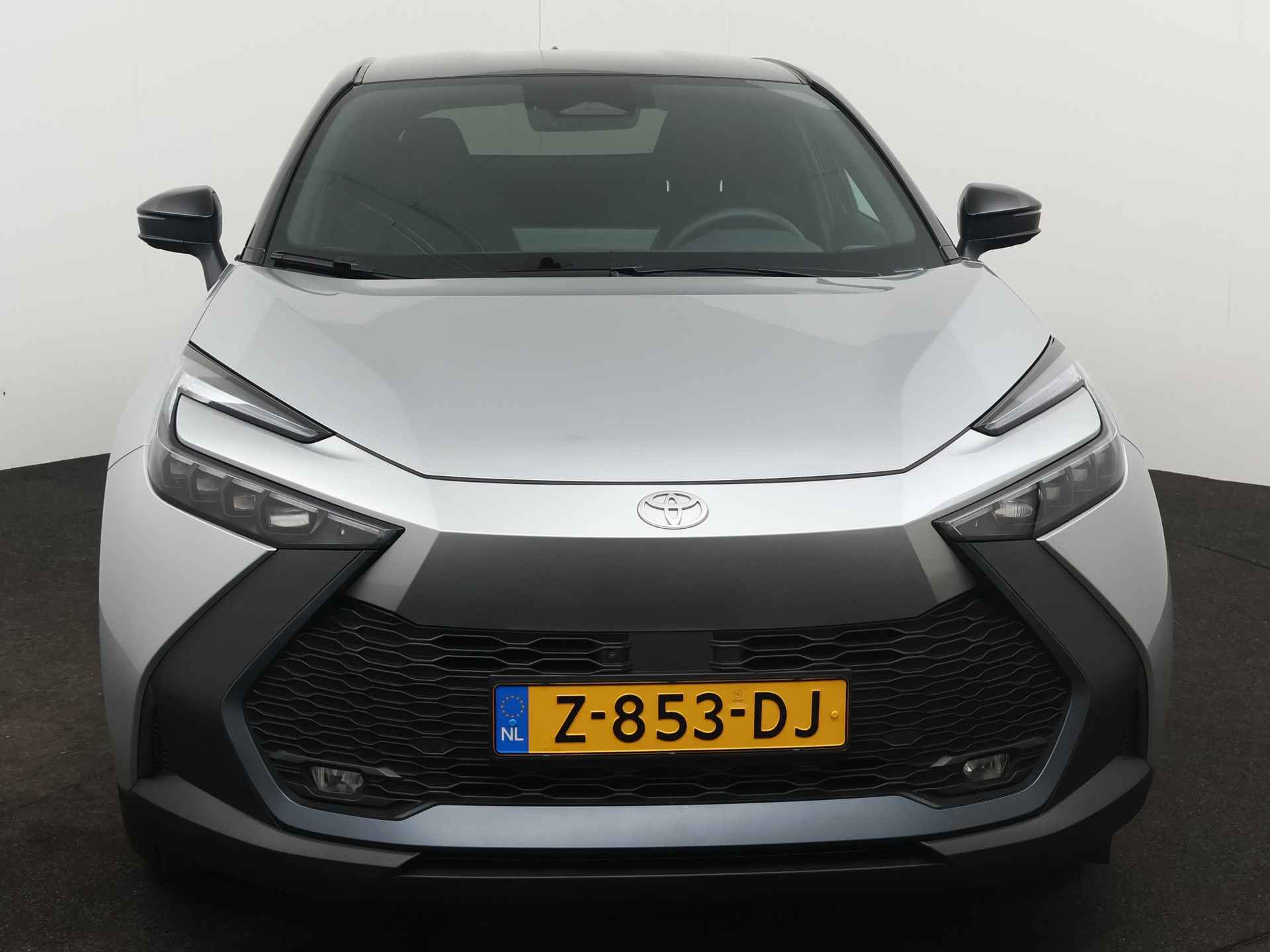 Toyota C-HR 1.8 Hybrid 140 First Edition | 360 Camera | Navigatie | Parkeersensoren | LM velgen | - 28/45