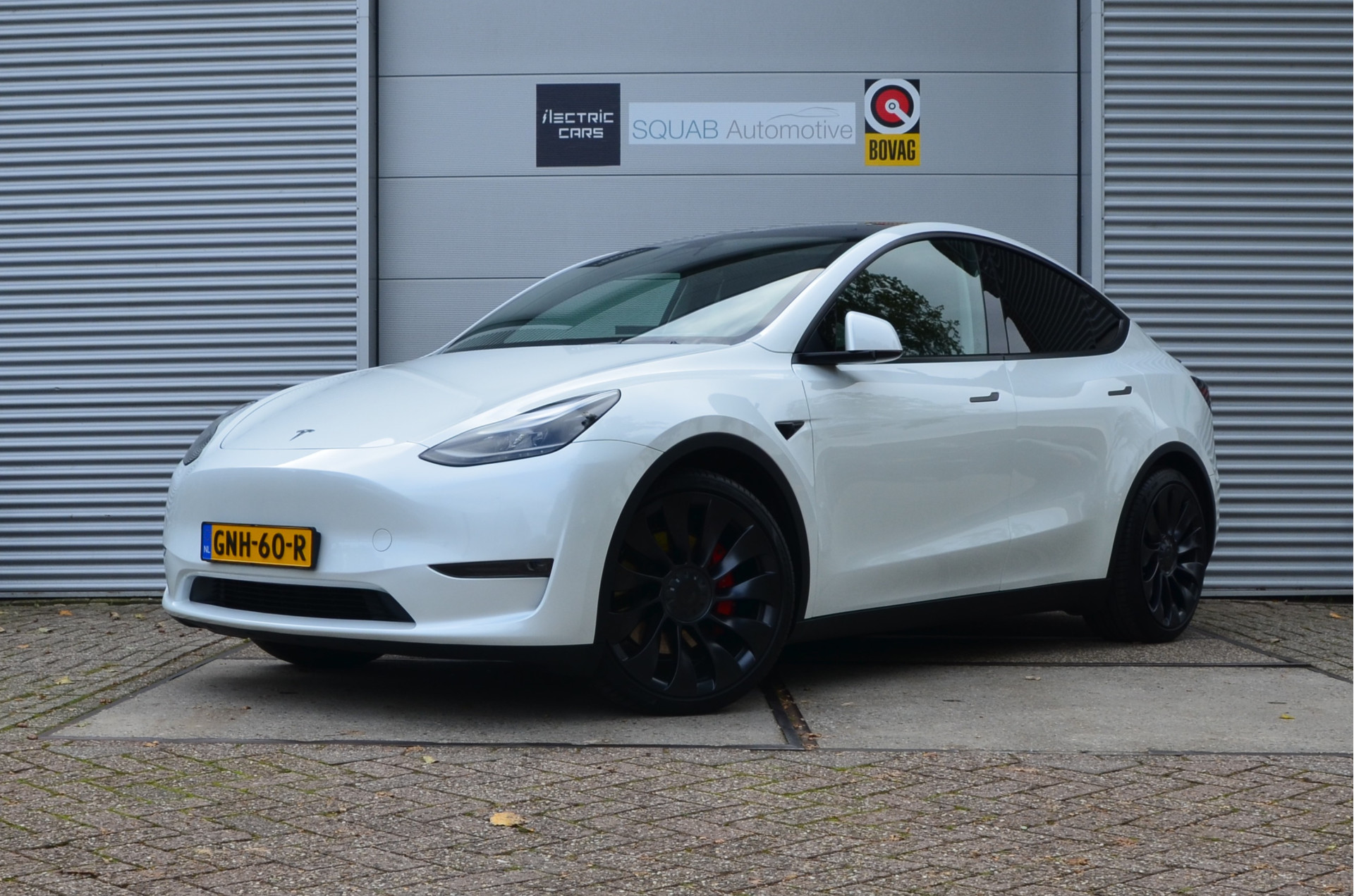 Tesla Model Y Performance AWD 75 kWh AutoPilot, Berlin Bild!