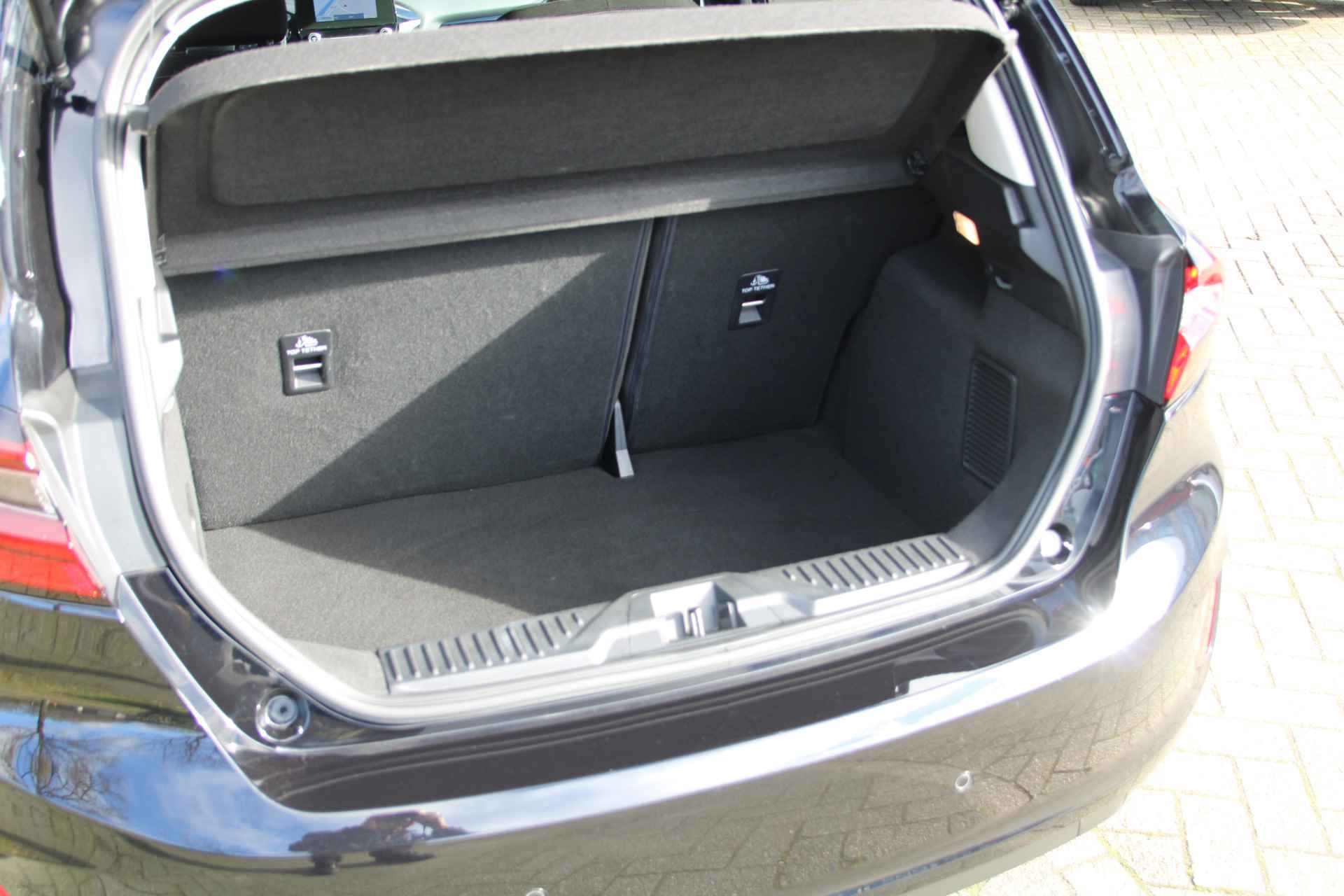 Ford Fiesta 1.0 EcoBoost 125pk Hybrid Titanium Automaat WINTERPAKKET PDC NAVI CAMERA - 14/33