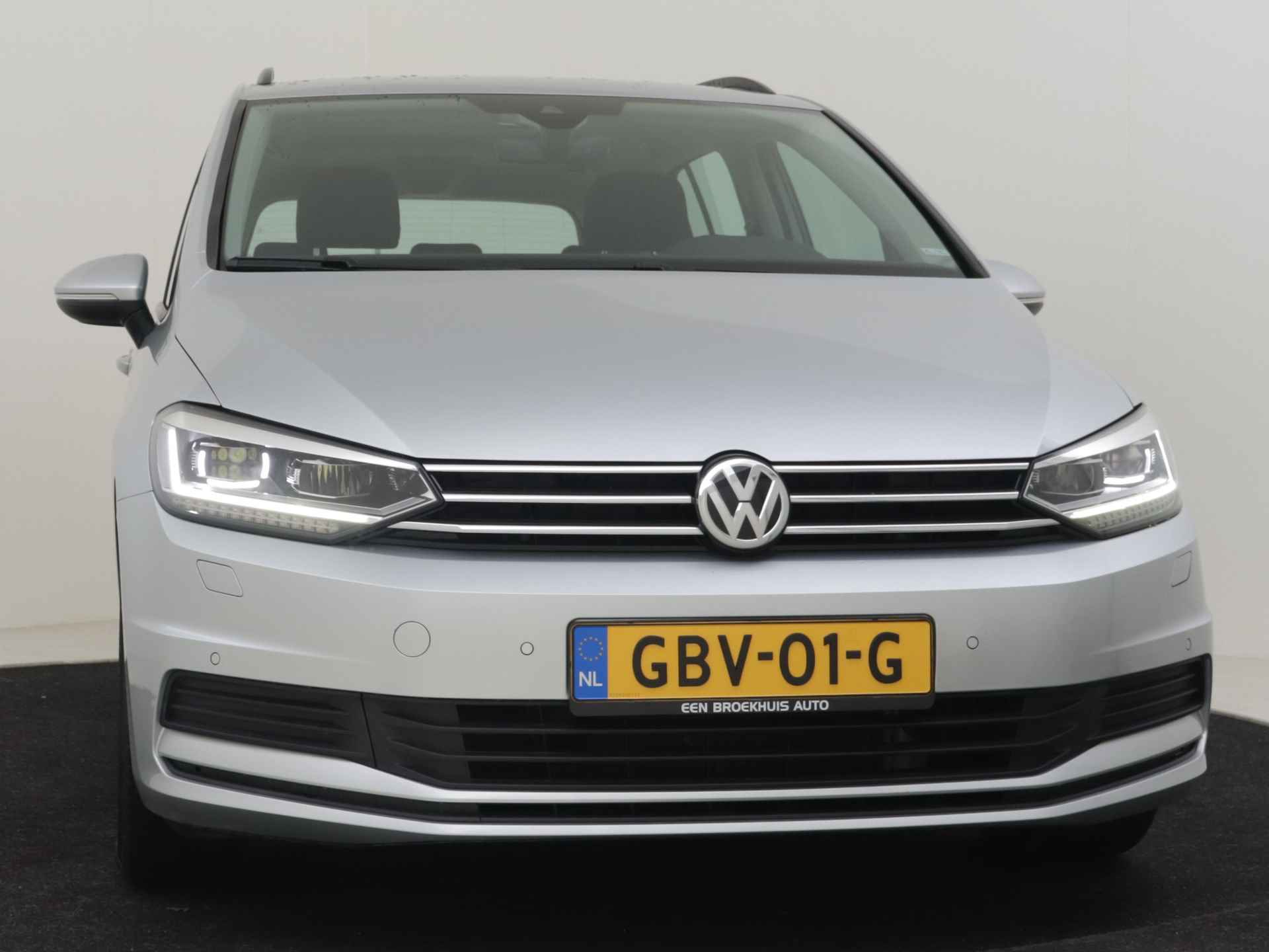 Volkswagen Touran Comfortline 1.5TSI 150pk DSG | Navi | Adaptive Cruise Controle | Stoelverwarming - 22/34