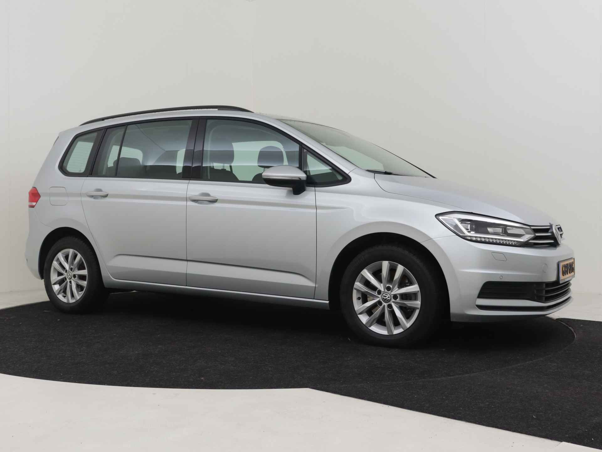 Volkswagen Touran Comfortline 1.5TSI 150pk DSG | Navi | Adaptive Cruise Controle | Stoelverwarming - 23/34