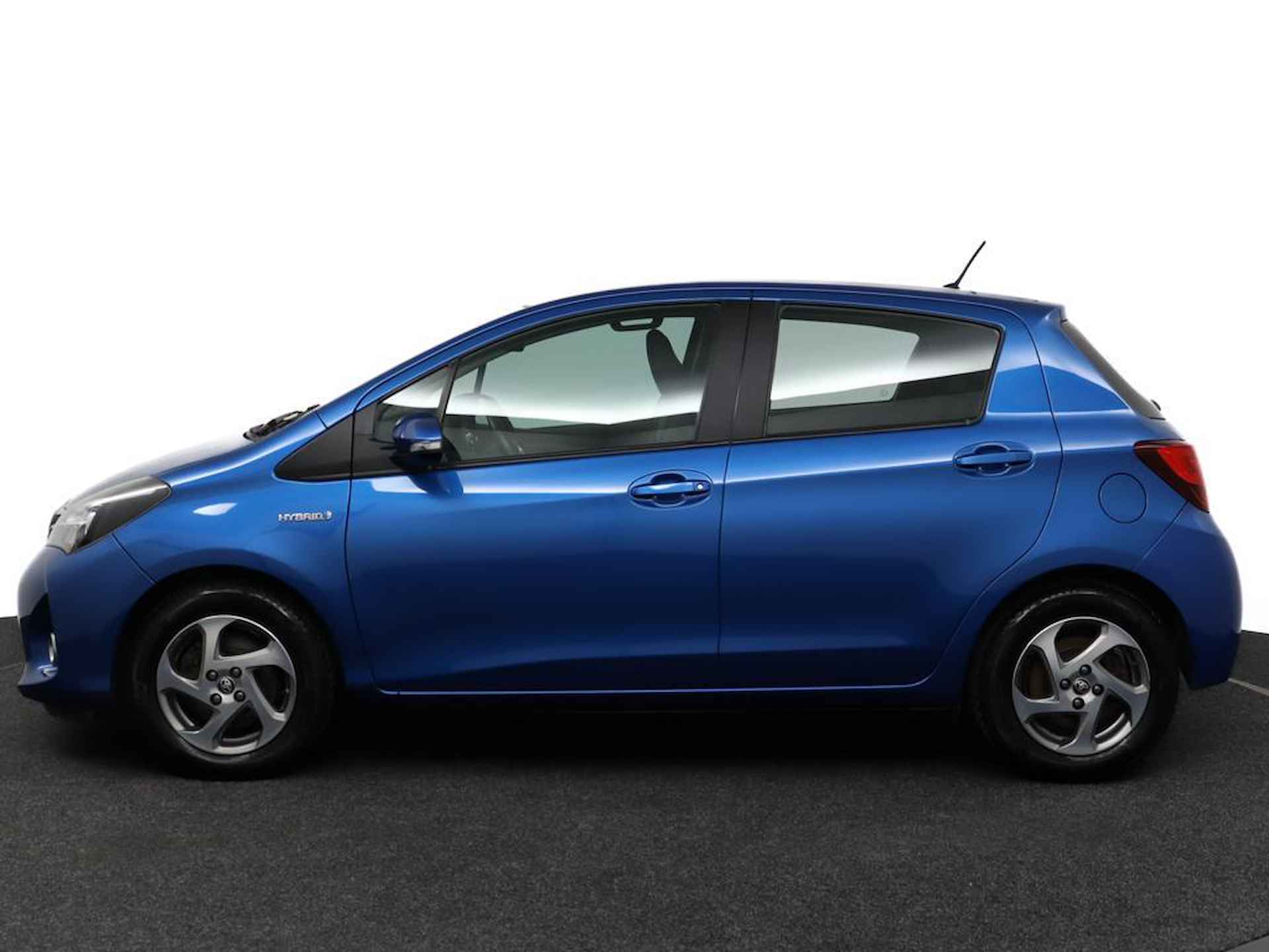 Toyota Yaris 1.5 Hybrid Lease | Airco | Achteruitrijcamera | Keyless entry | - 3/54