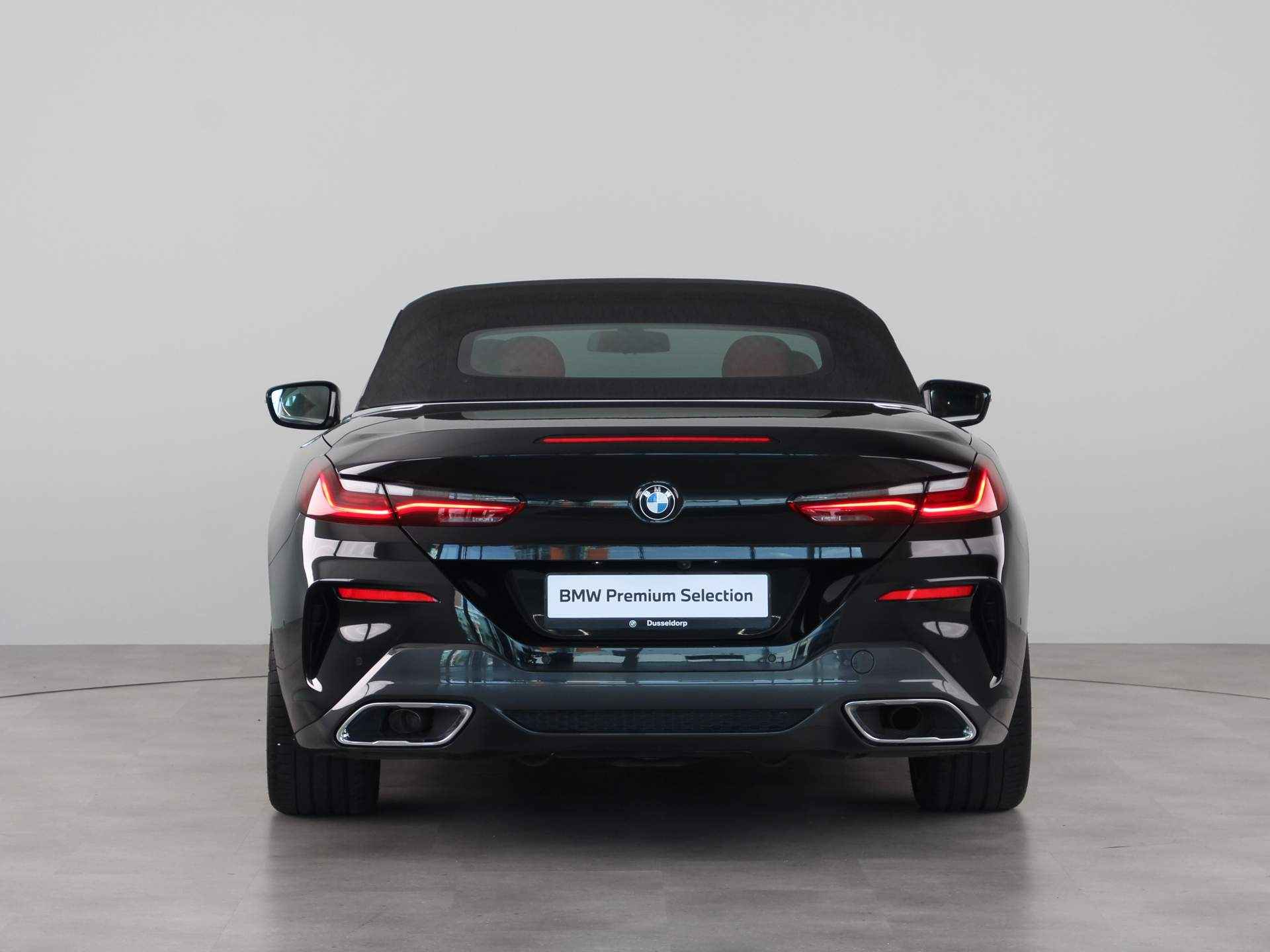 BMW 8 Serie Cabrio 840i xDrive M-Sport - 18/32