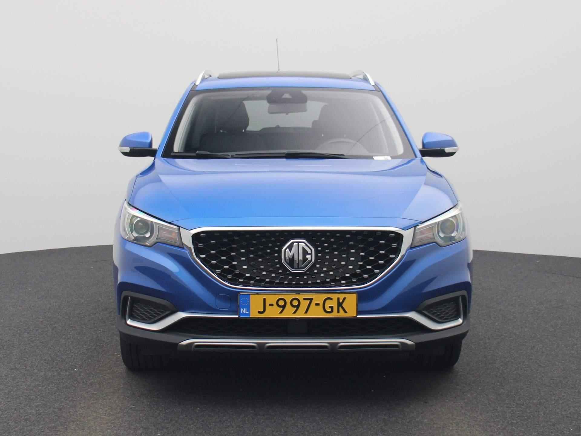 MG ZS EV Luxury 45 kWh | Leder | Navi | Panoramadak | Camera | Apple CarPlay | Adaptive Cruise Control | - 4/38