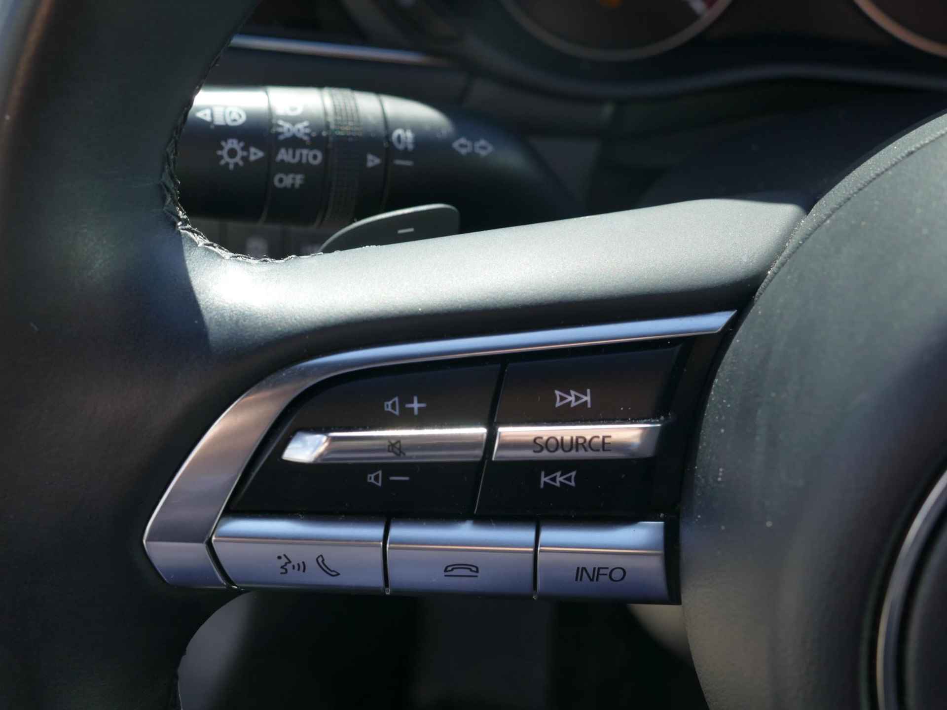 Mazda 3 2.0 e-SkyActiv-X M Hybrid 180 Luxury | Leder | Bose | Adapt. Cruise | - 9/22