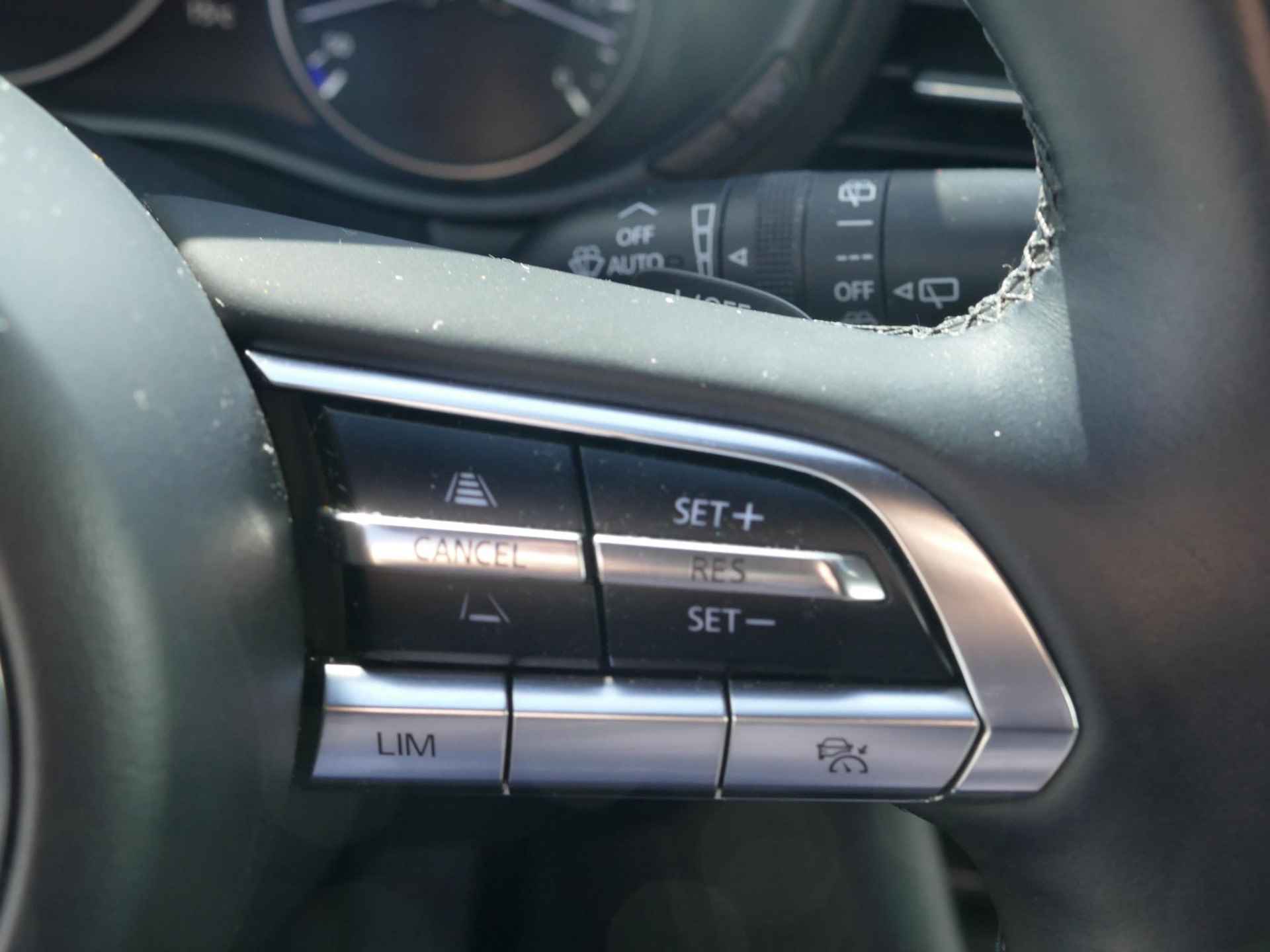 Mazda 3 2.0 e-SkyActiv-X M Hybrid 180 Luxury | Leder | Bose | Adapt. Cruise | - 11/22
