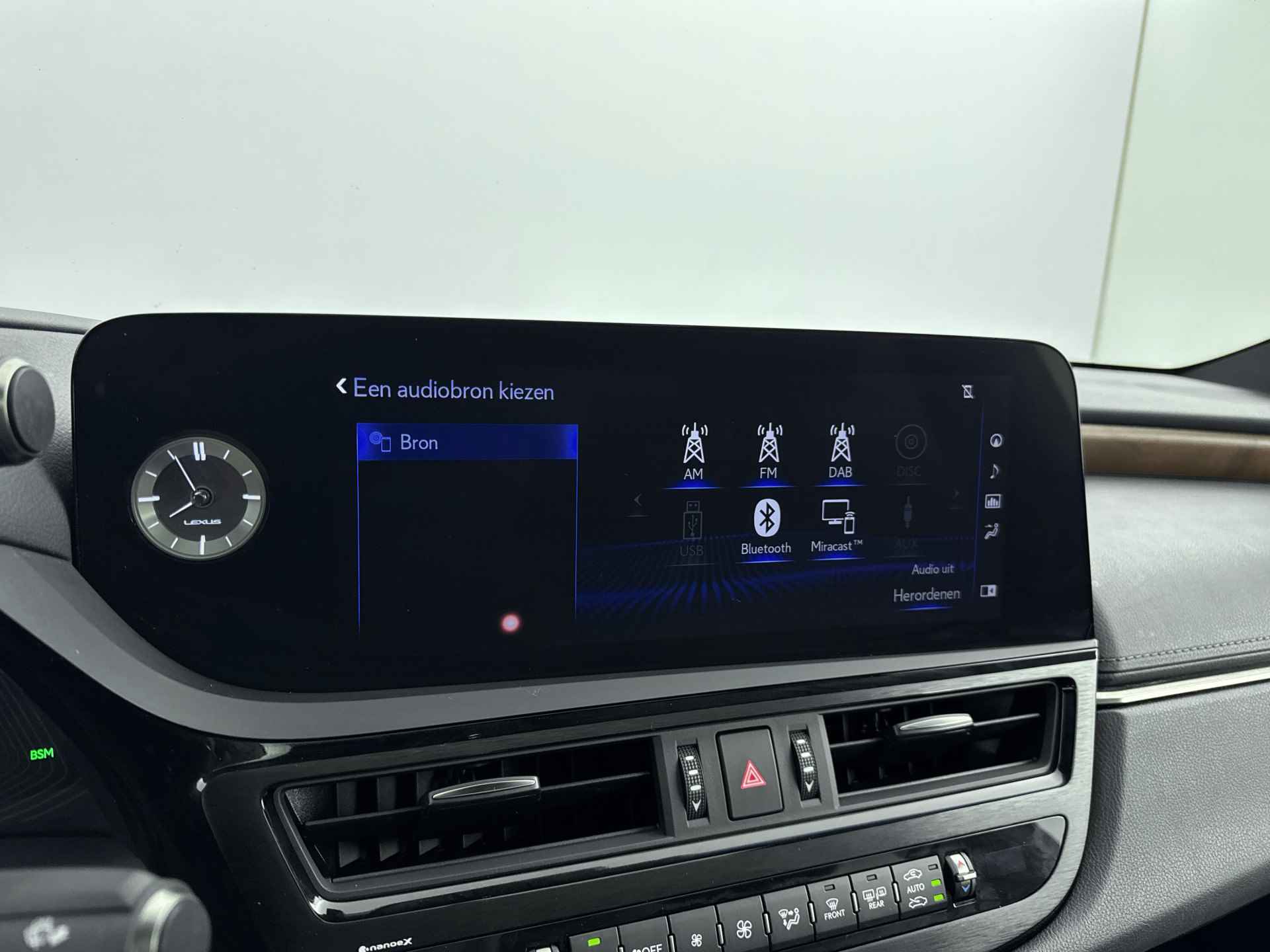 Lexus ES 300h President Line | Mark Levinson Audio | Schuif-/kanteldak | Stoel en stuurwiel verwarmd | - 37/39